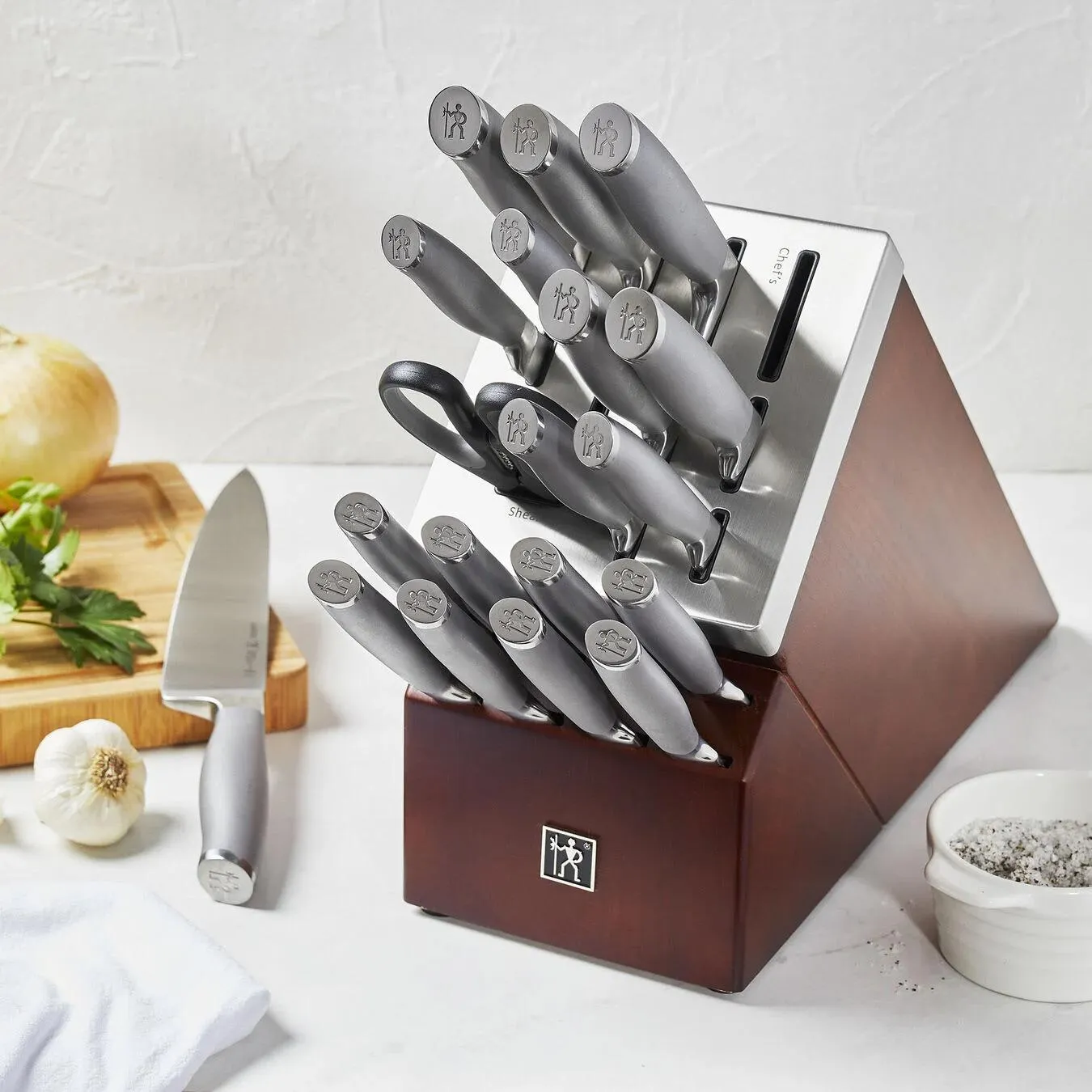 Henckels Modernist 20-Piece Self-Sharpening Knife Block Set 1014118