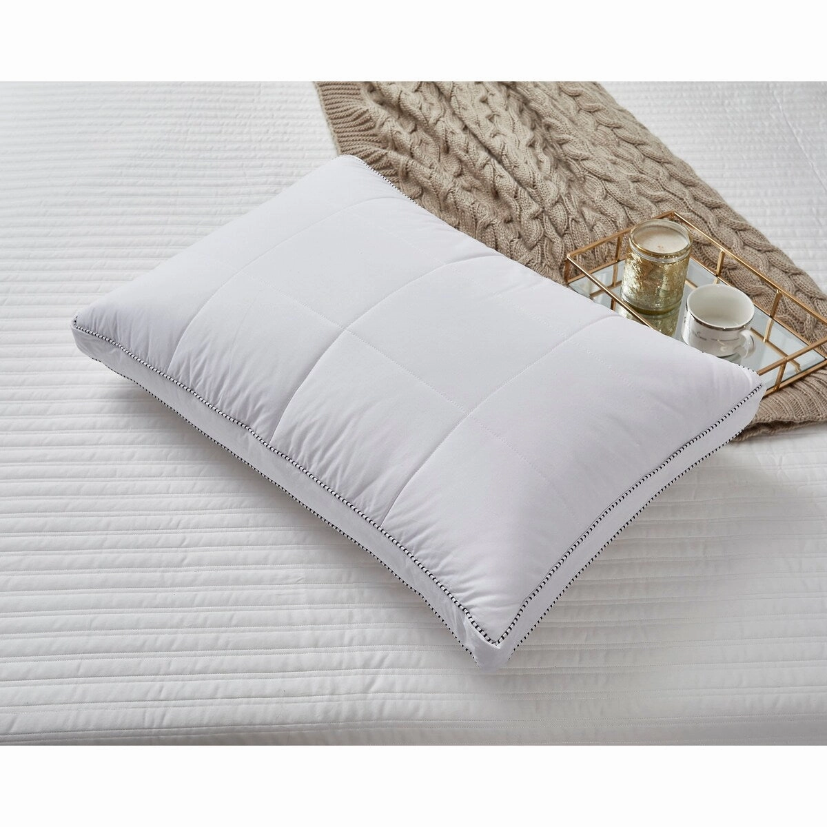 Hotel Grand Quilted White Goose Feather And Down Compartment Pillow (Set of 2)