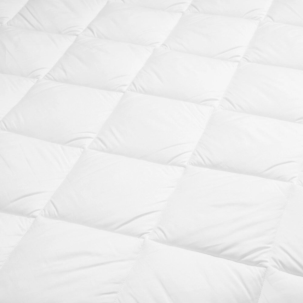 Hotel Madison 300 Thread Count Highloft Mattress Pad