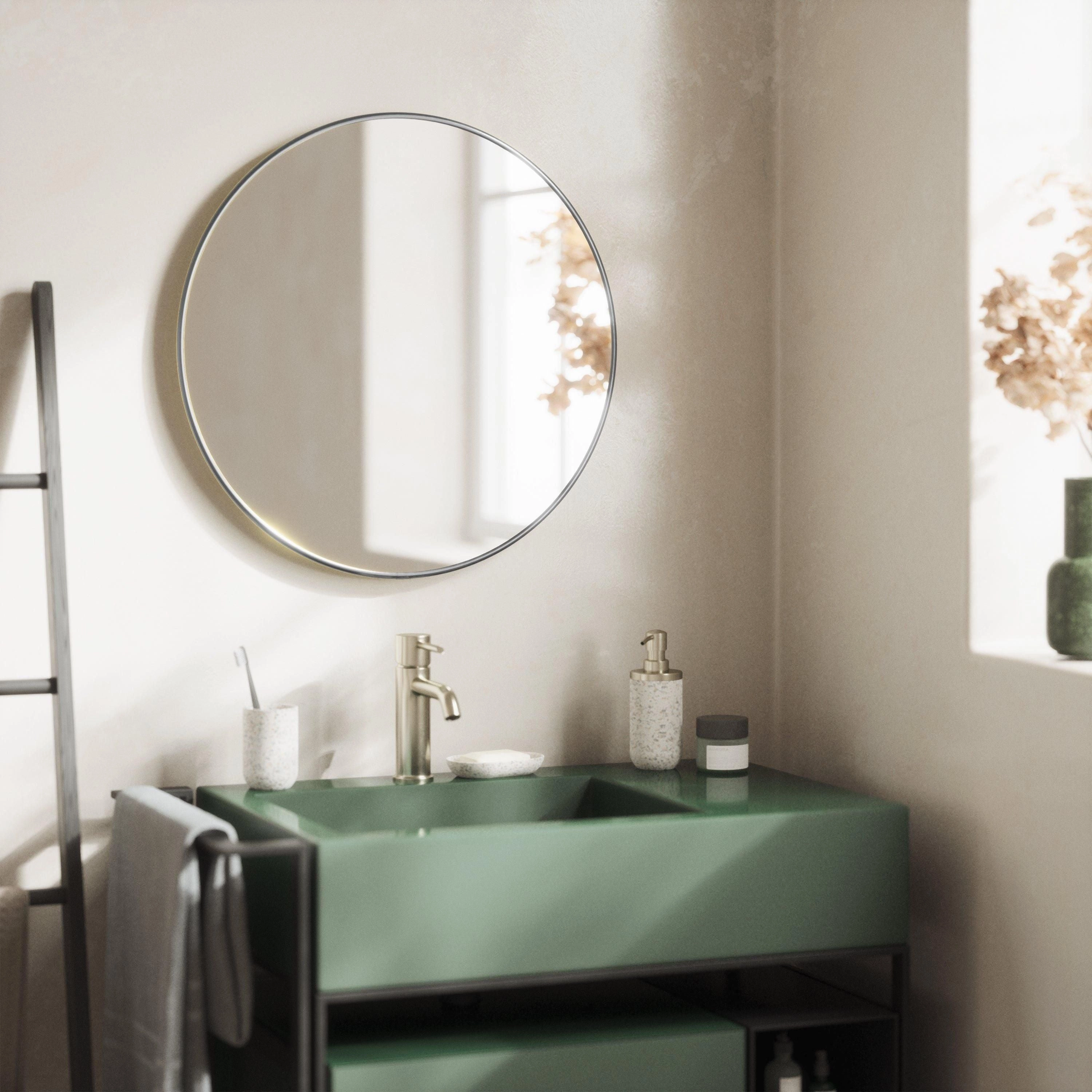 Hubba Mirror With Metallic Finish