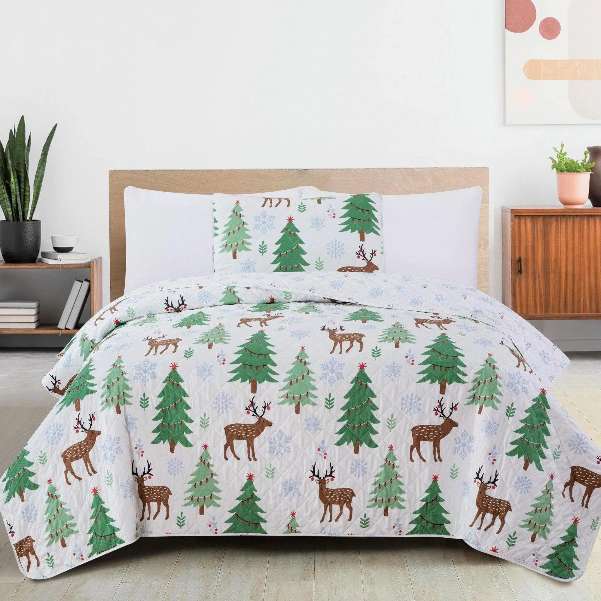 Jolly Winter Reversible Quilt Set