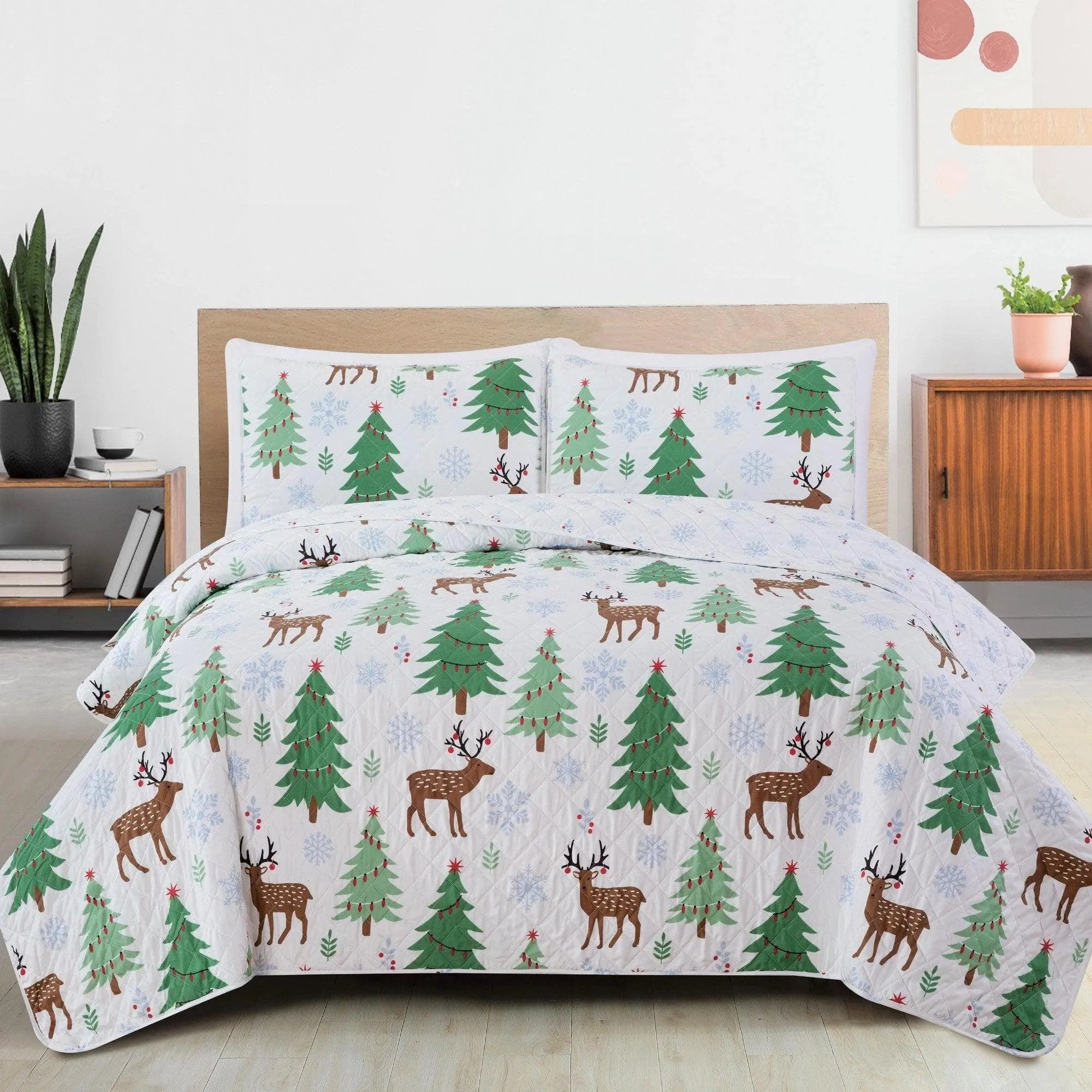Jolly Winter Reversible Quilt Set