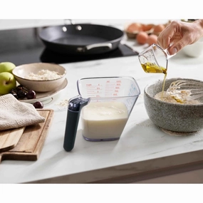 Joseph Joseph Align 2-piece Easy-read Measuring Jug Set In Grey Kitchen,modern kitchen essentials