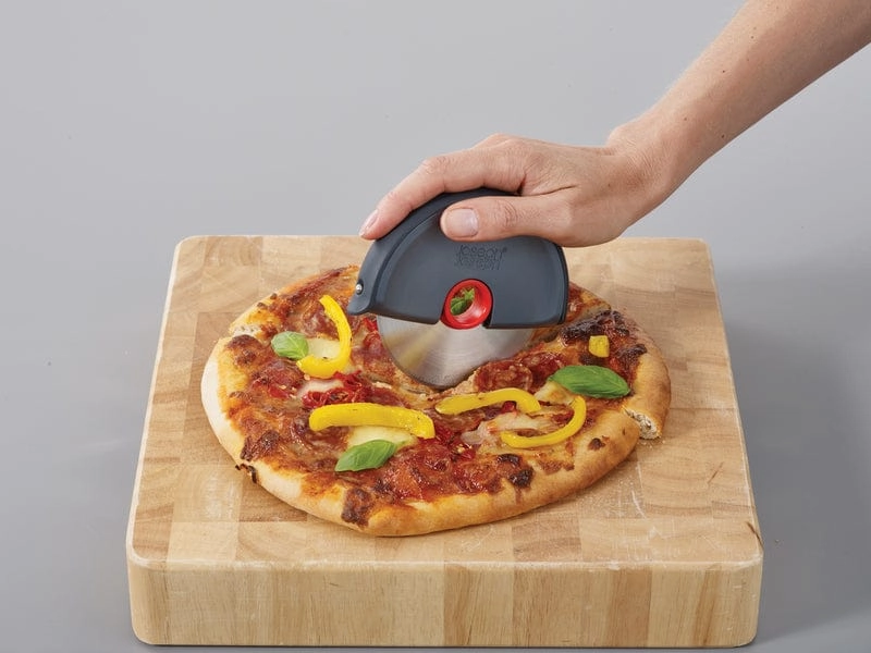 Joseph Joseph Easy-Clean Pizza Wheel