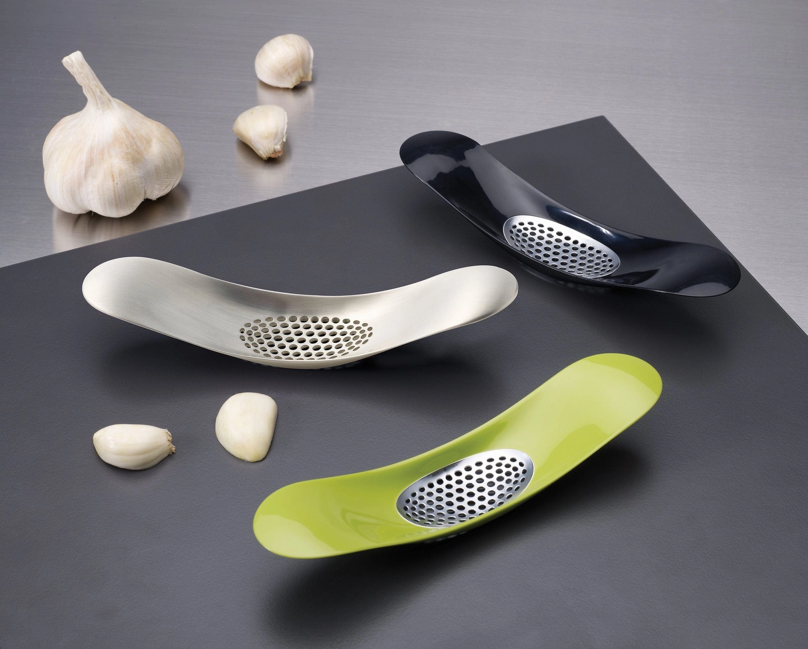 Joseph Joseph Garlic Rocker Green