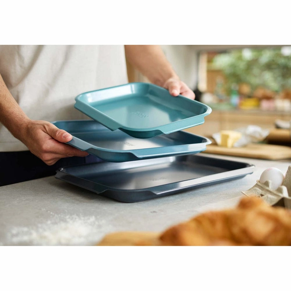 Joseph Joseph Nest Bake Non-Stick Small Blue Baking Tray