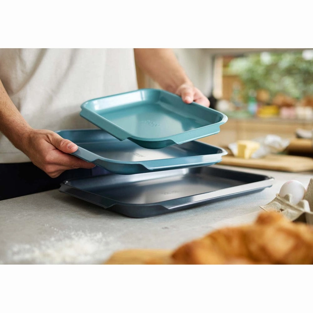 Joseph Joseph Nest Bake Non-Stick Small Blue Baking Tray