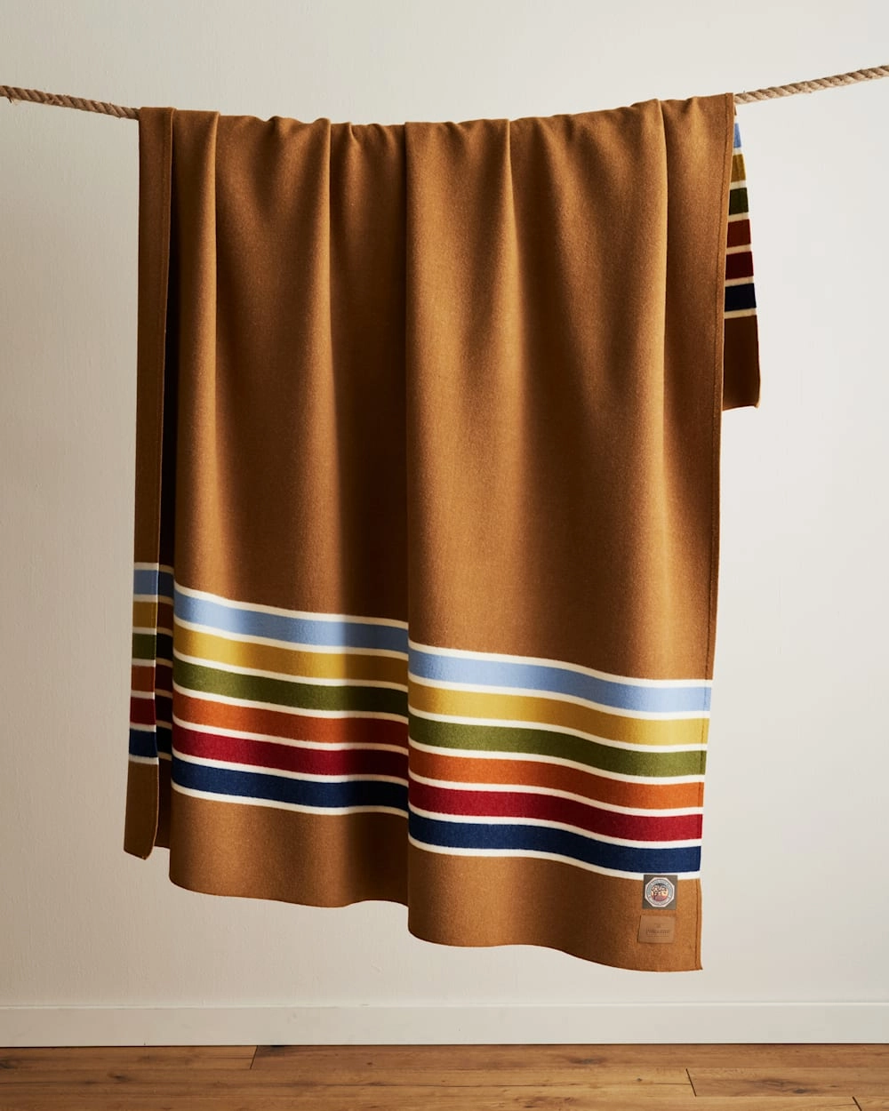 Joshua Tree National Park Blanket bookcase, standing shelf