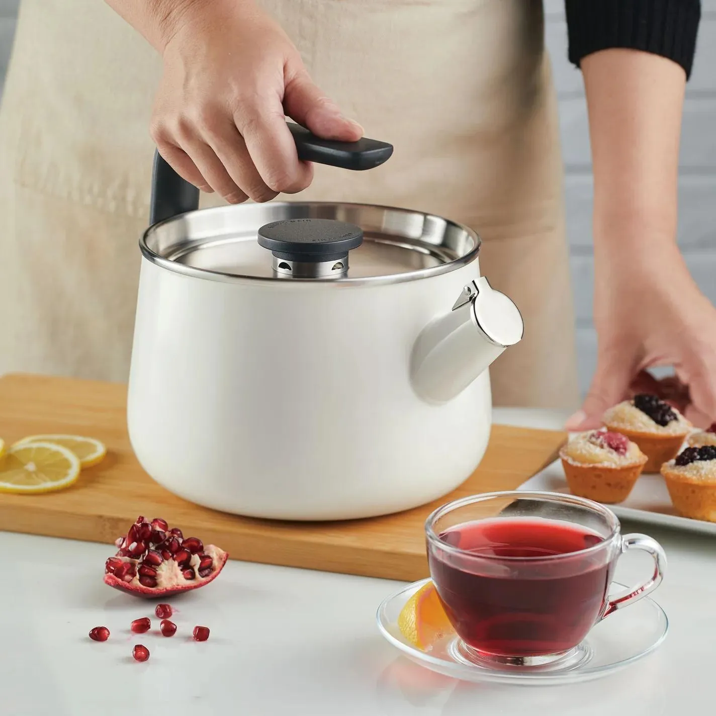 KitchenAid Enamel-On-Steel Kettle - 2Qt 49080-S