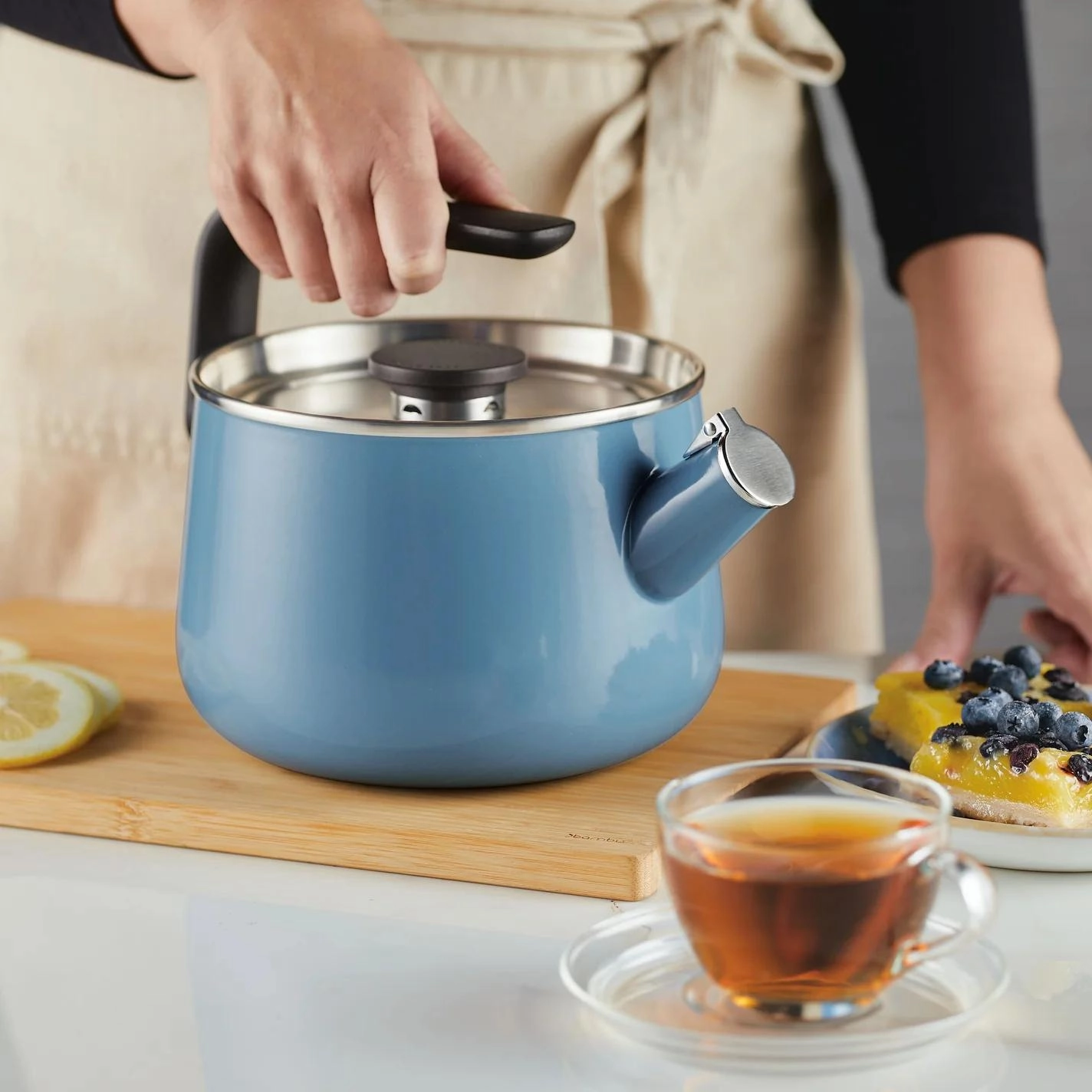 KitchenAid Enamel-On-Steel Kettle - 2Qt 48748-S