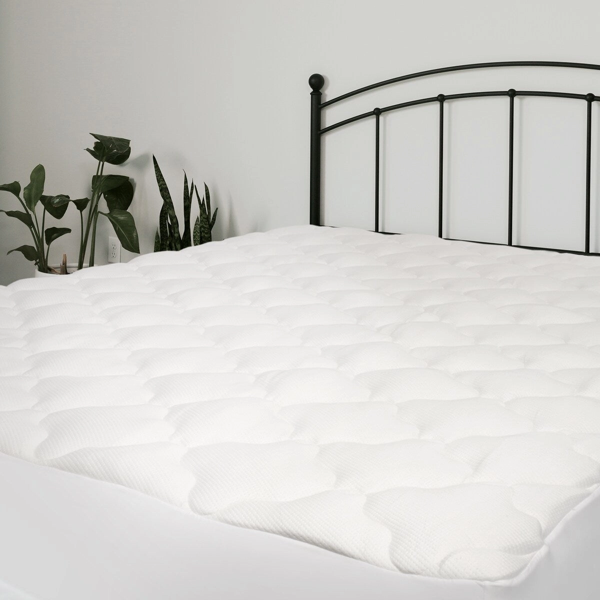 Kotter Home Extra Plush Rayon from Bamboo Mattress Pad with Fitted Skirt mattress pads,mattress topper,bed protection