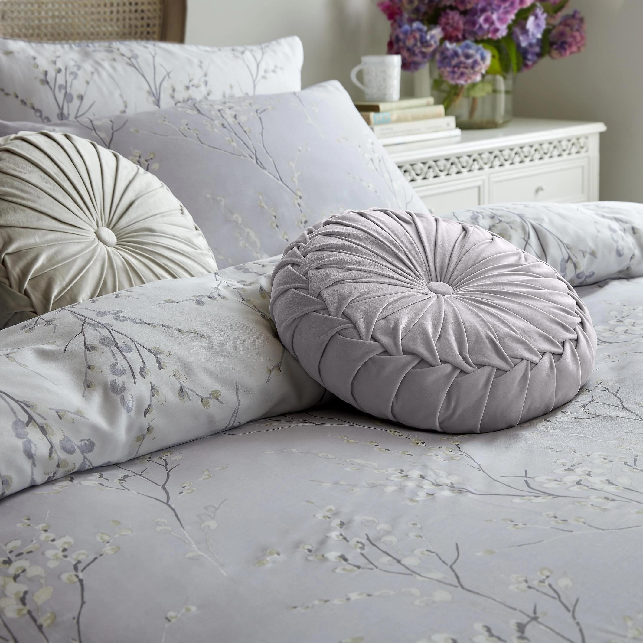 Laura Ashley Pussy Willow Double Quilt Set 200cm x 200cm in Lavender