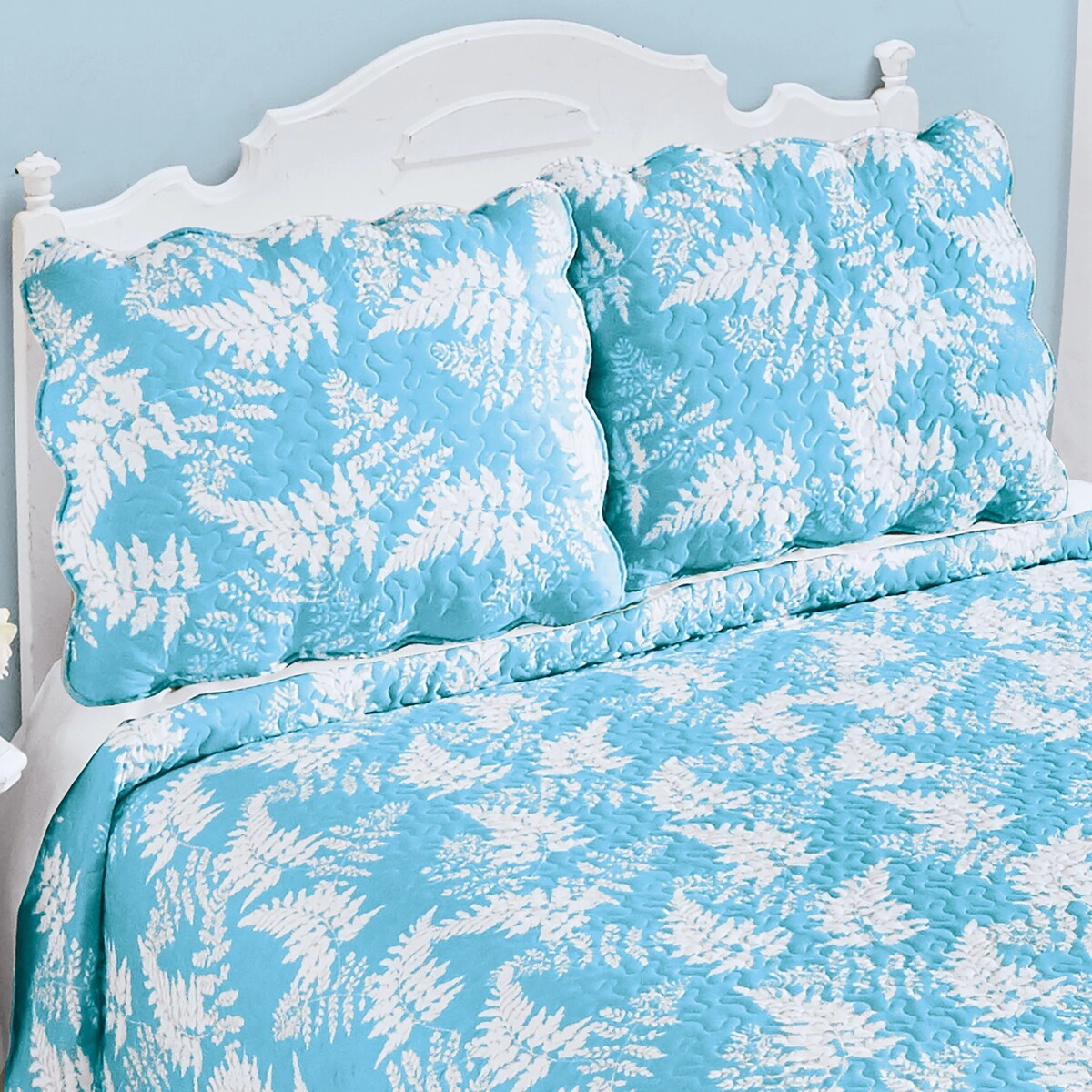 Luxurious Quilted Texture Leaf Print Pillow Sham Cover