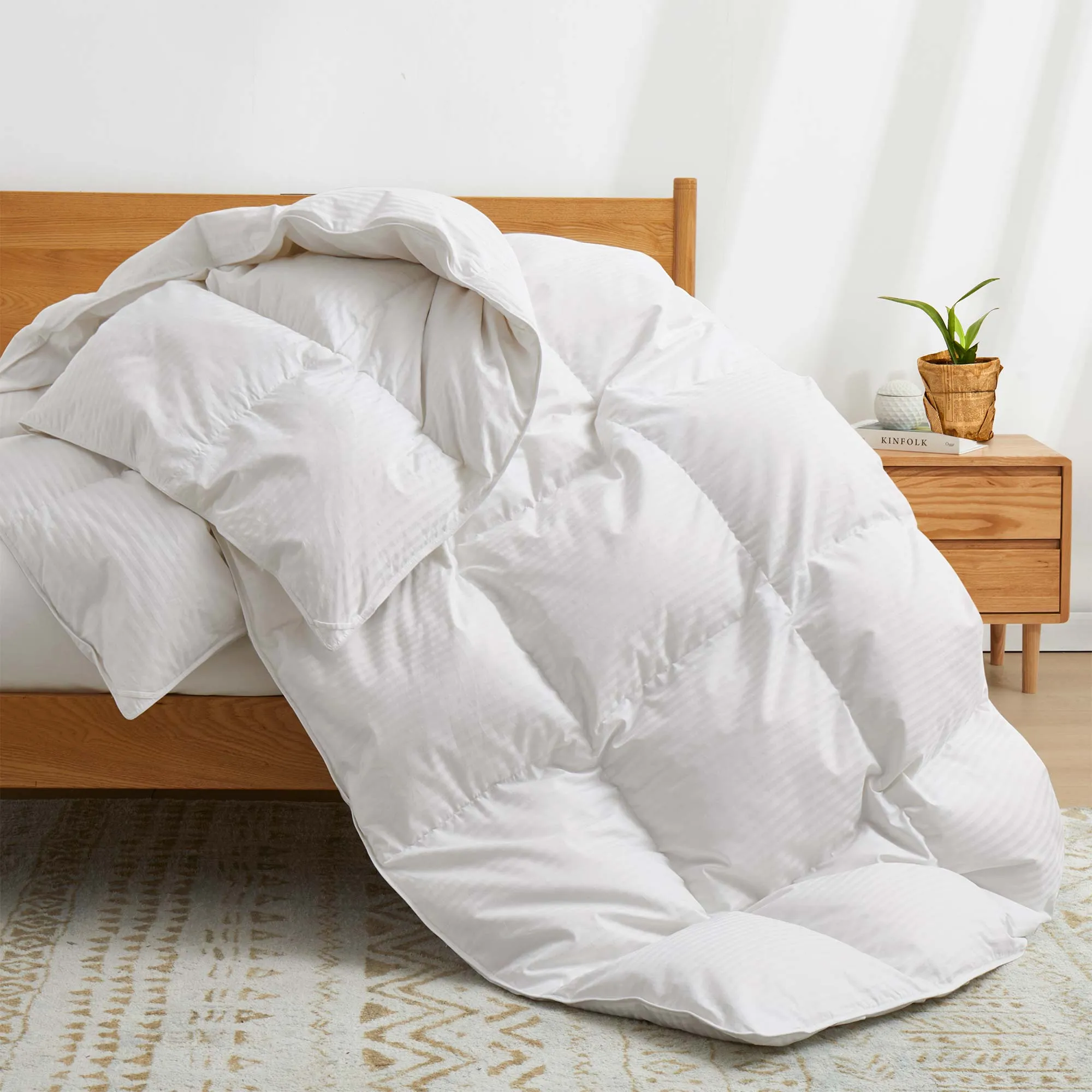 Made in Germany 800 Fill Power 90% Down Fill European White Duck Down Comforter- Year Round ecco Shoes