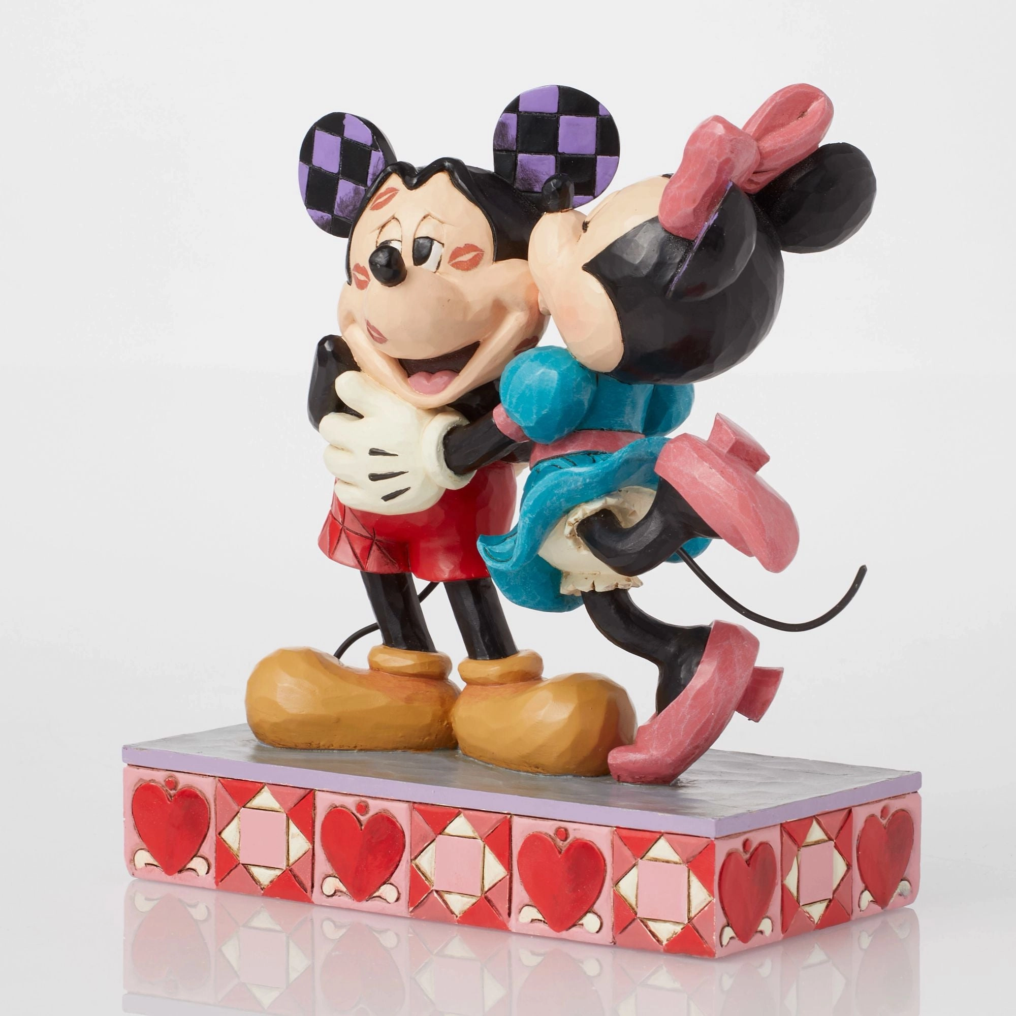 Mickey and Minnie Love Kisses