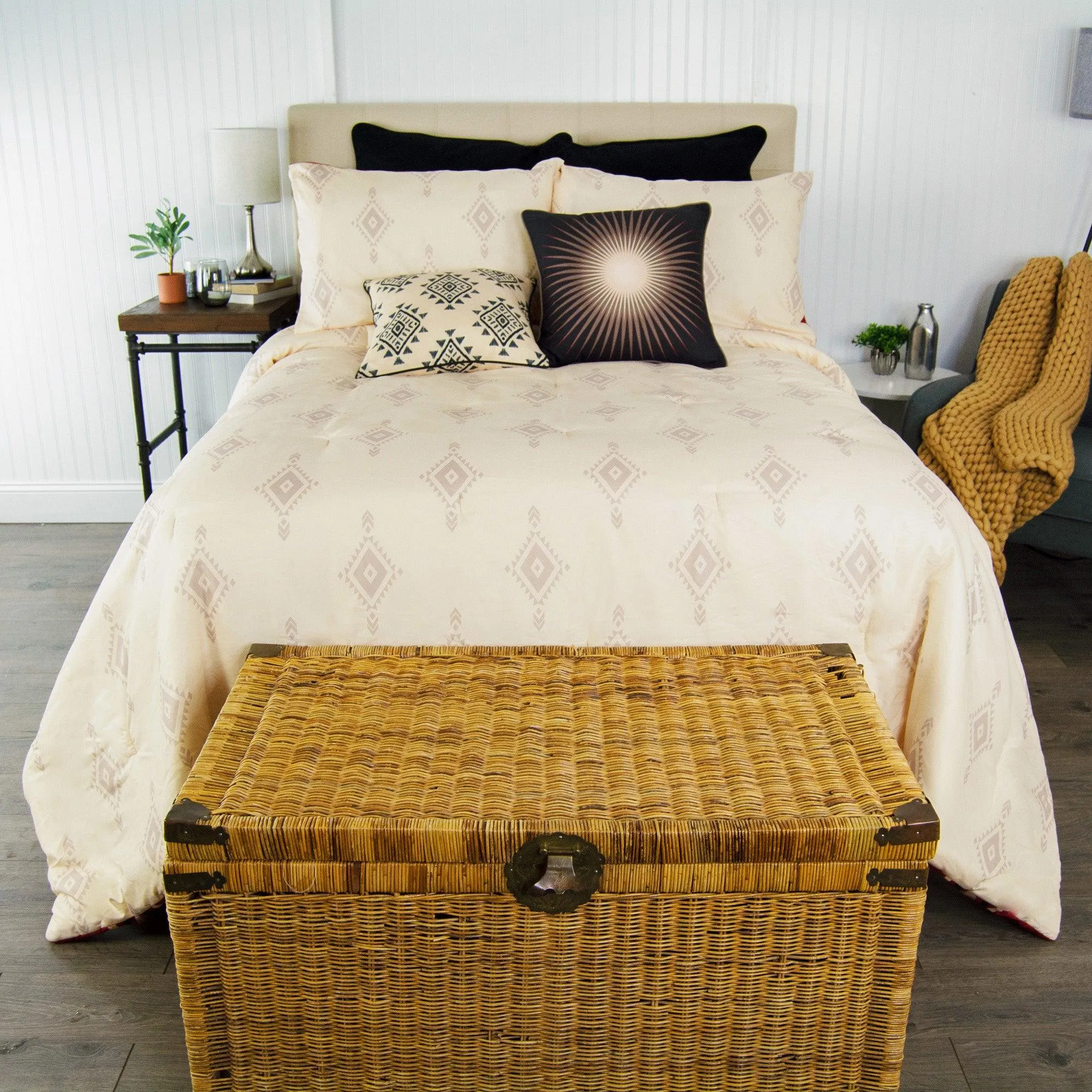 Mojave Reversible Comforter Set