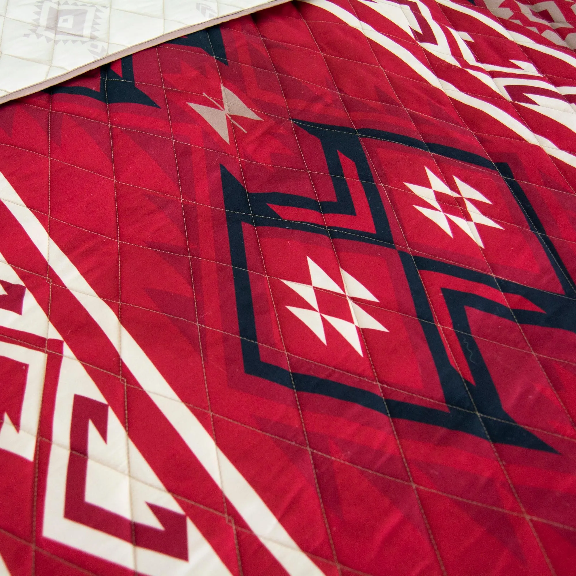 Mojave Reversible Quilt Set