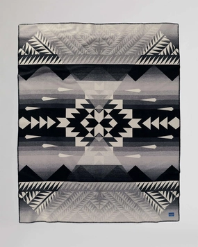 Nike N7 - 7 Peaks Twin Blanket bookcase, standing shelf