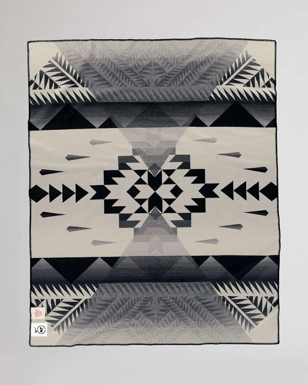 Nike N7 - 7 Peaks Twin Blanket