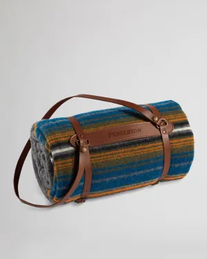 Olympic National Park Throw Blanket w/ Carrier bookcase, standing shelf