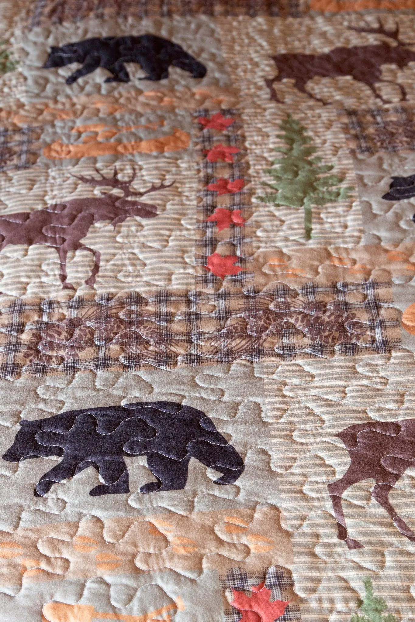 Ontario Wilderness Lodge Quilt Set
