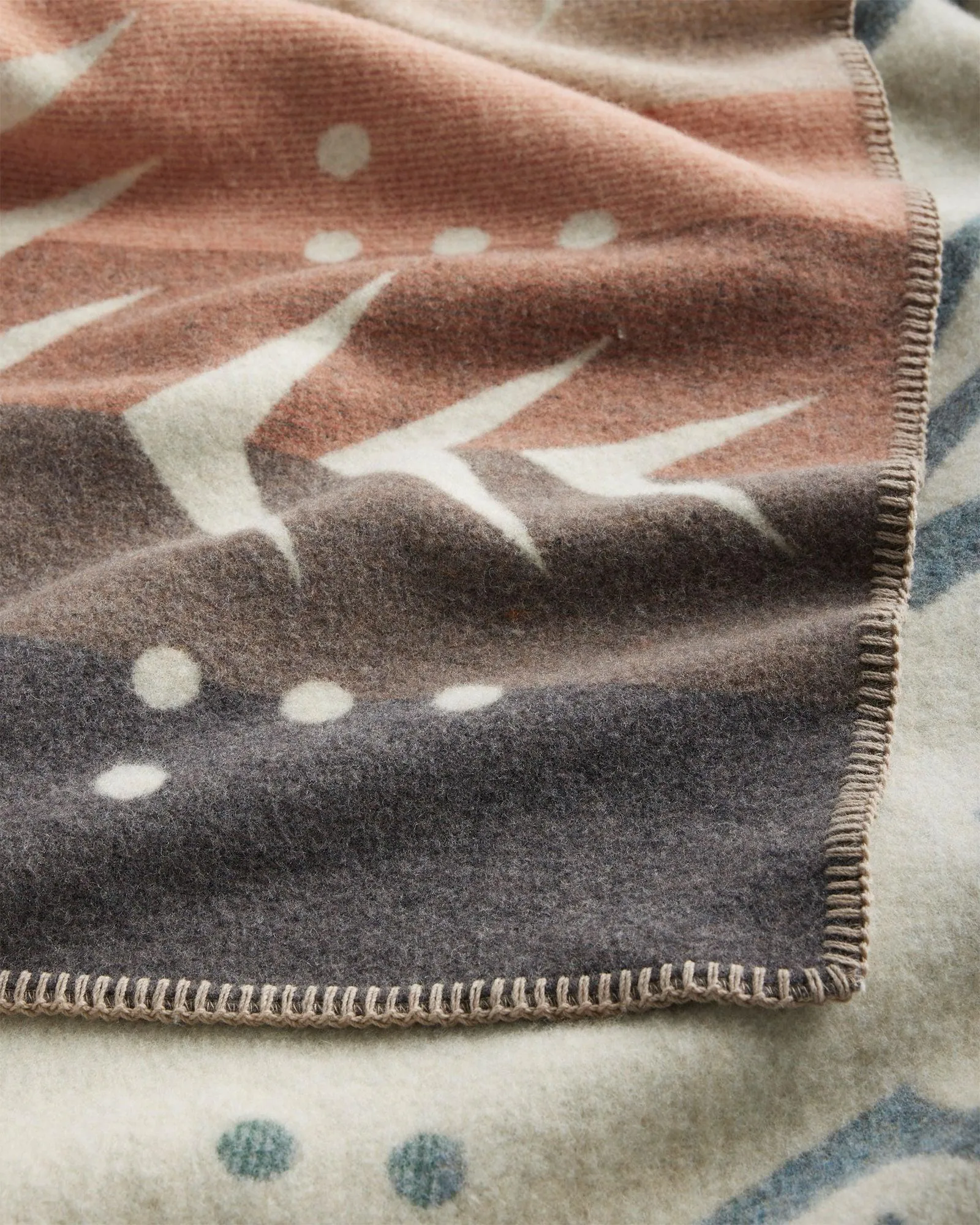 Pendleton Agate Beach Blanket