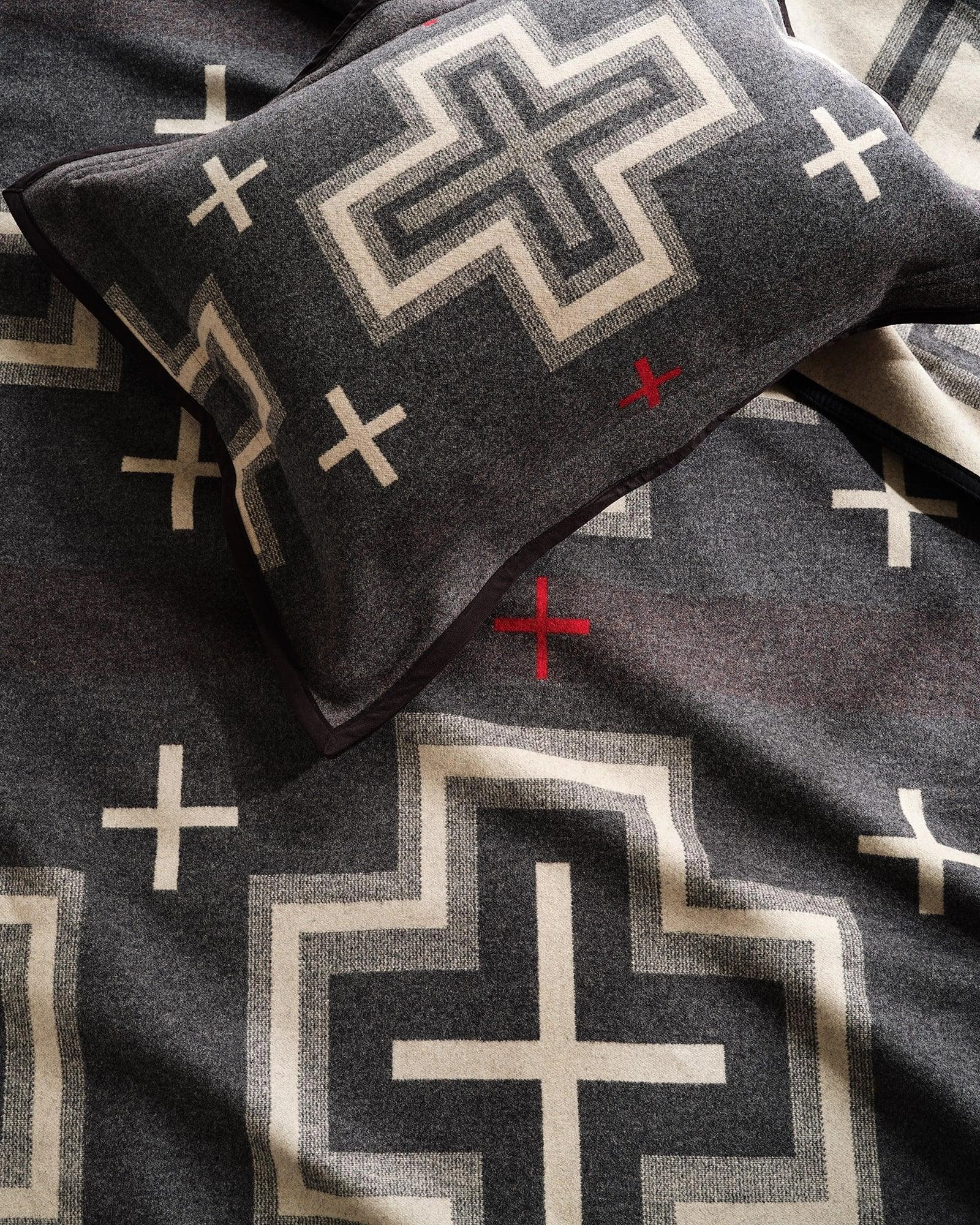 Pendleton San Miguel Reversible Blankets