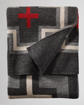 Pendleton San Miguel Throw Blanket bookcase, standing shelf