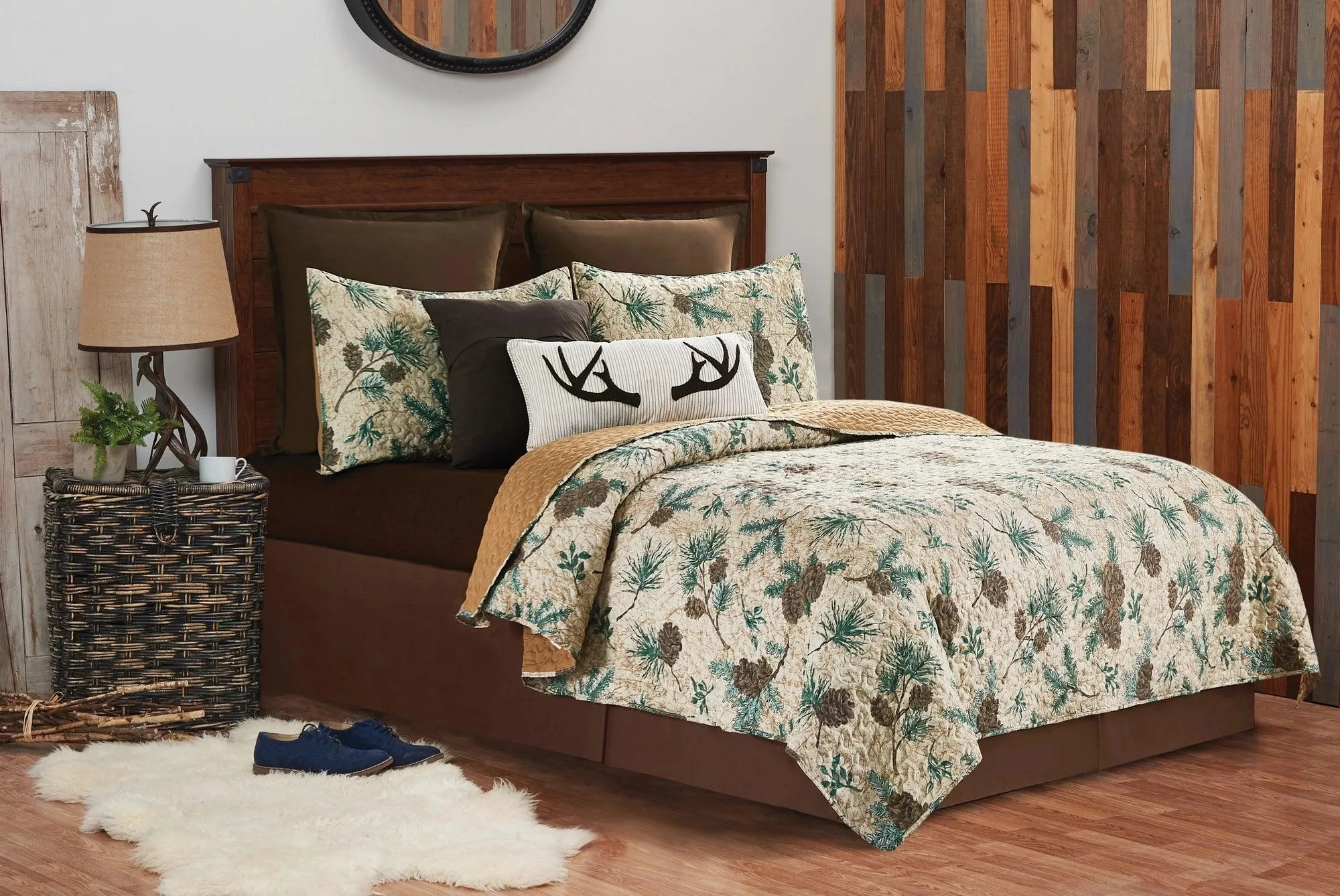Pine Woods Quilt Set