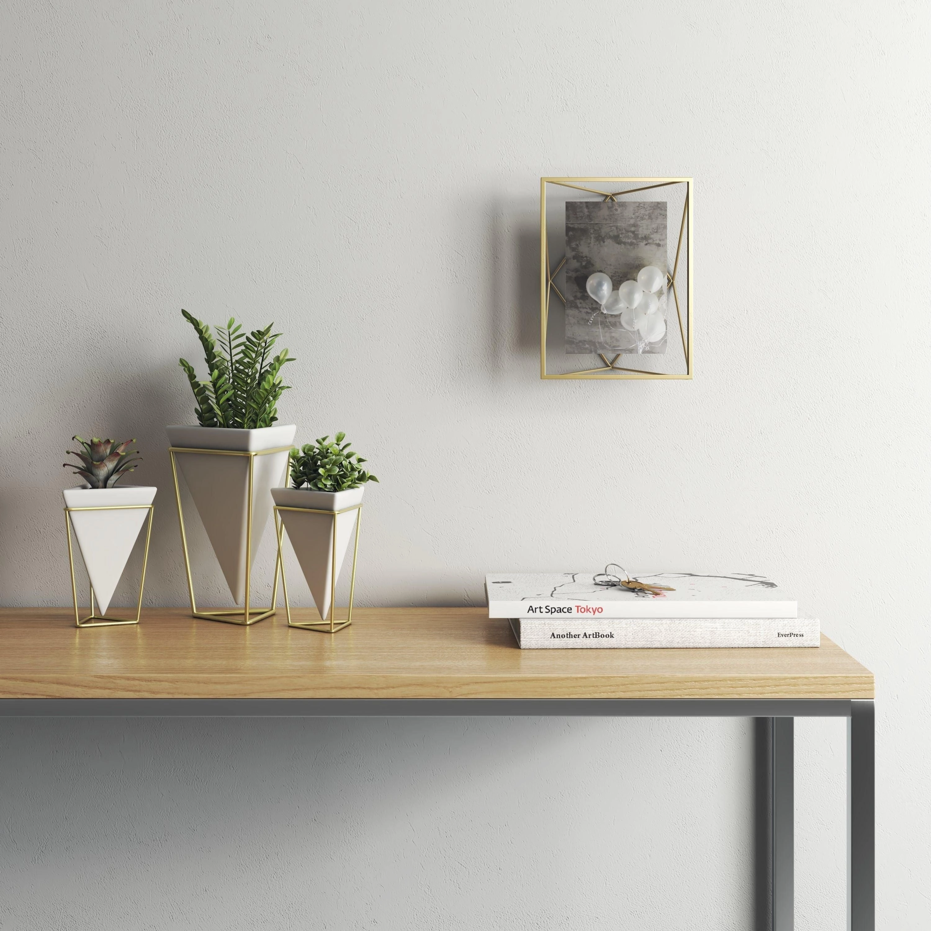 Prisma Picture Frame