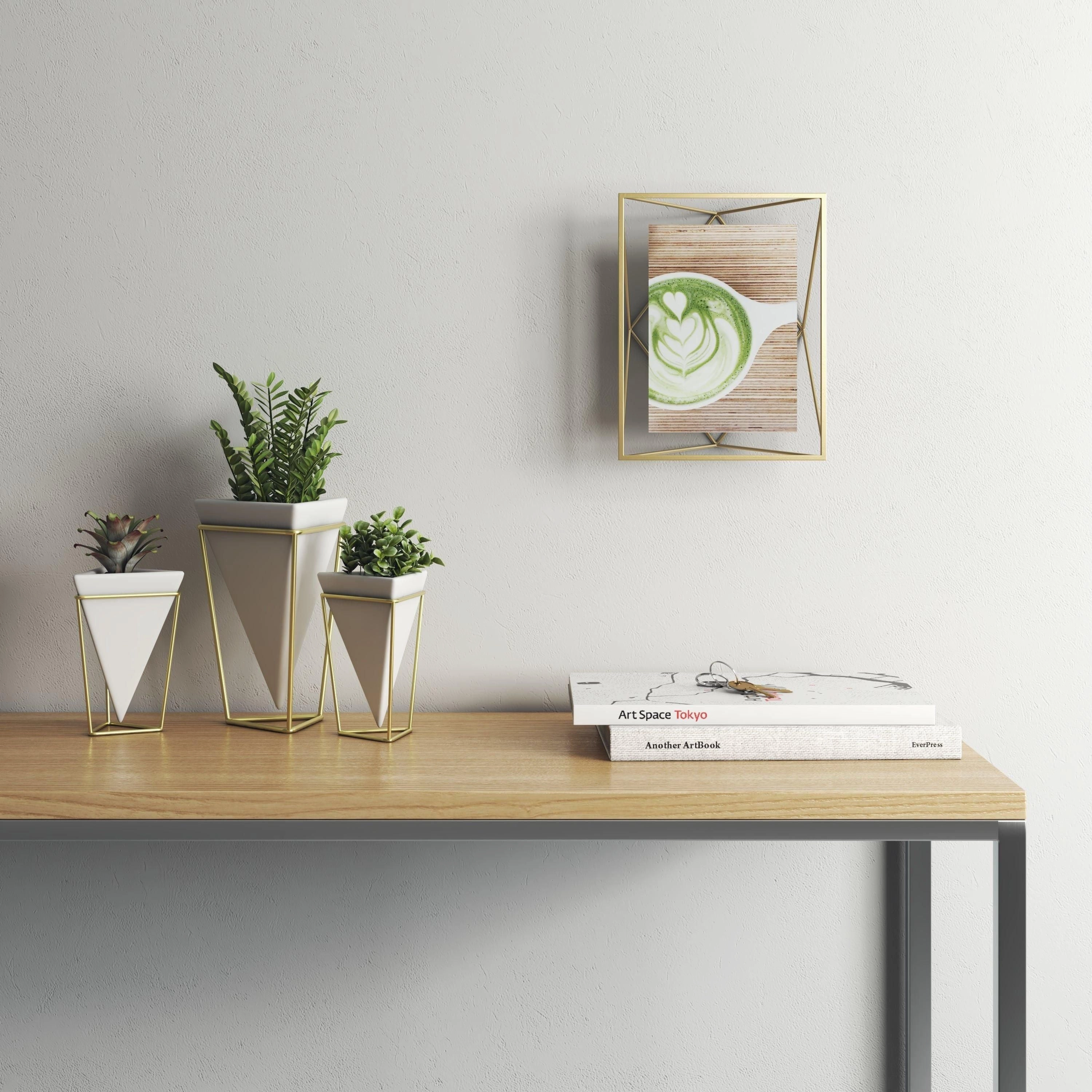 Prisma Picture Frame