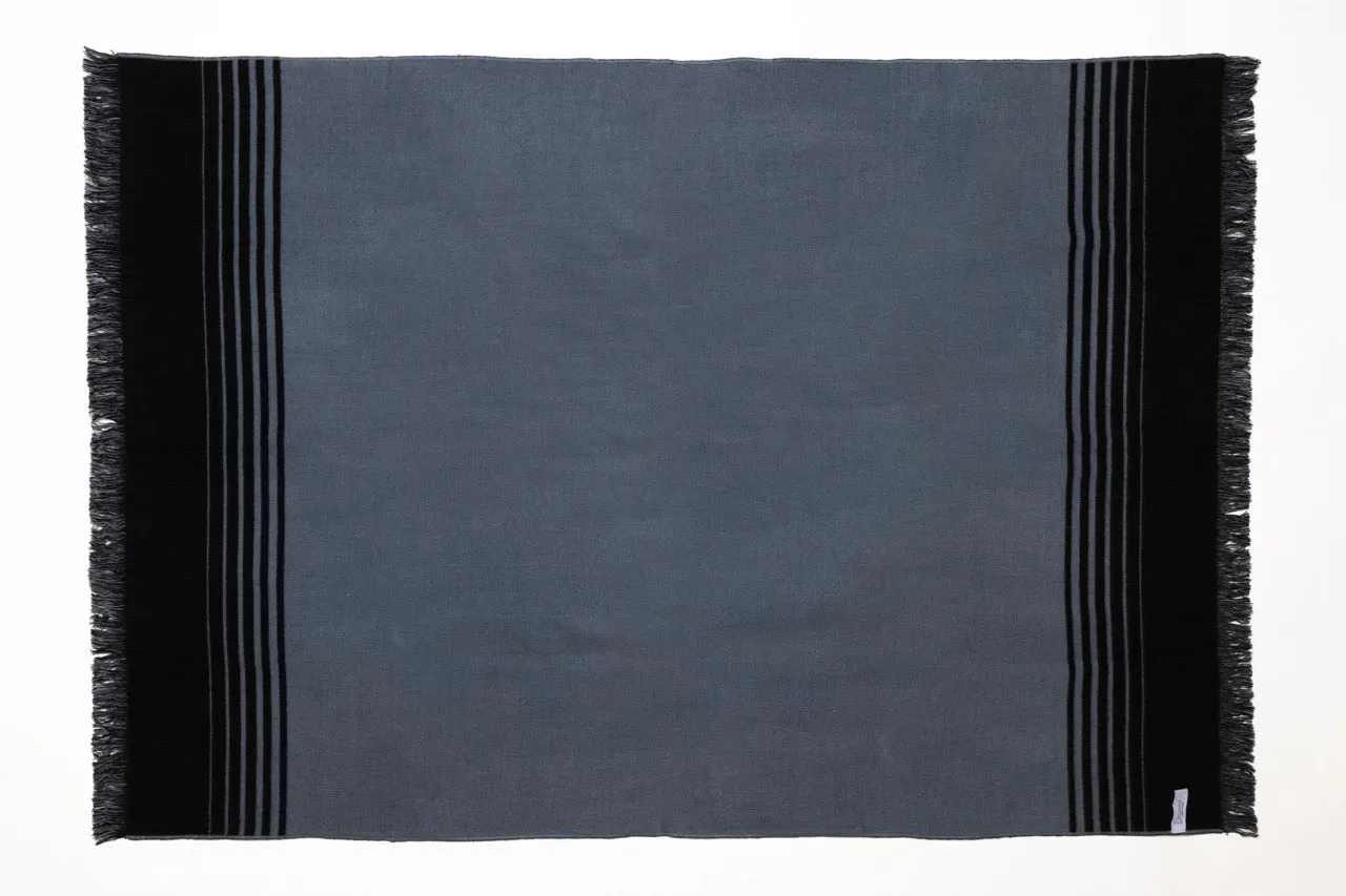 Quilotoa Black and Gray Luxury Throw Blanket
