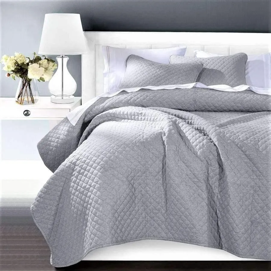 Quilt Coverlets in 3 Colors