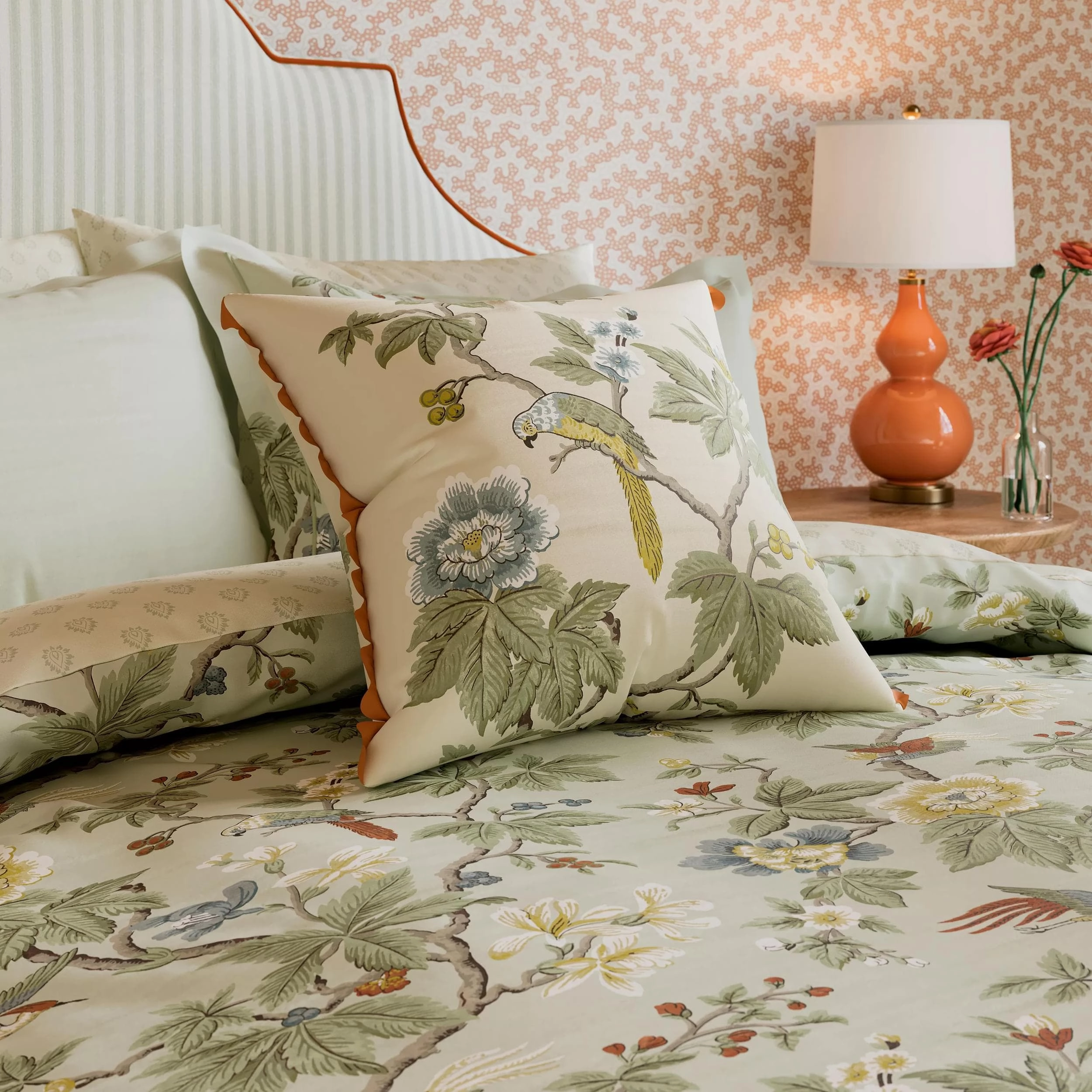 Sanderson x National Trust Lophura Cover Set Size Double English Grey