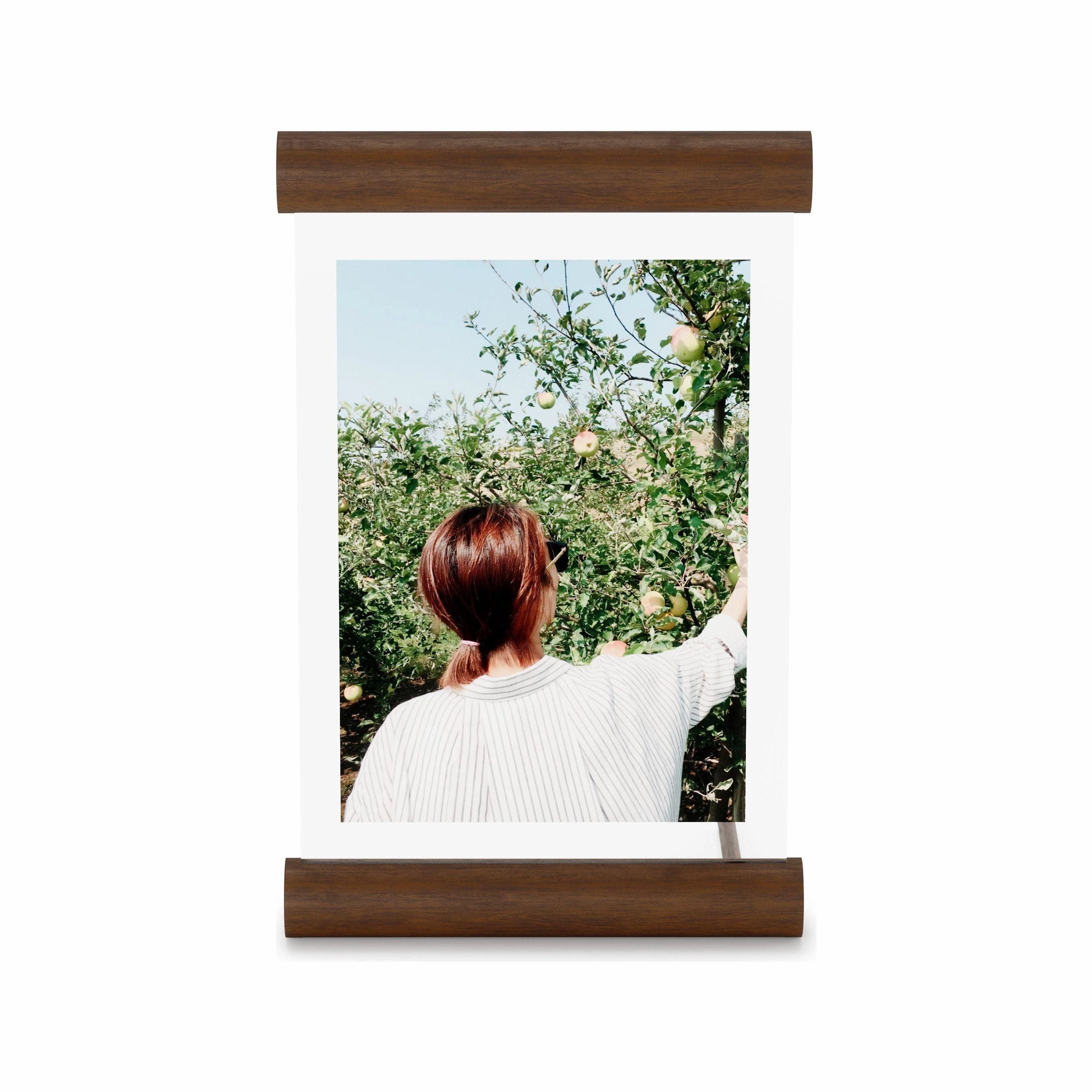 Scroll Picture Frame