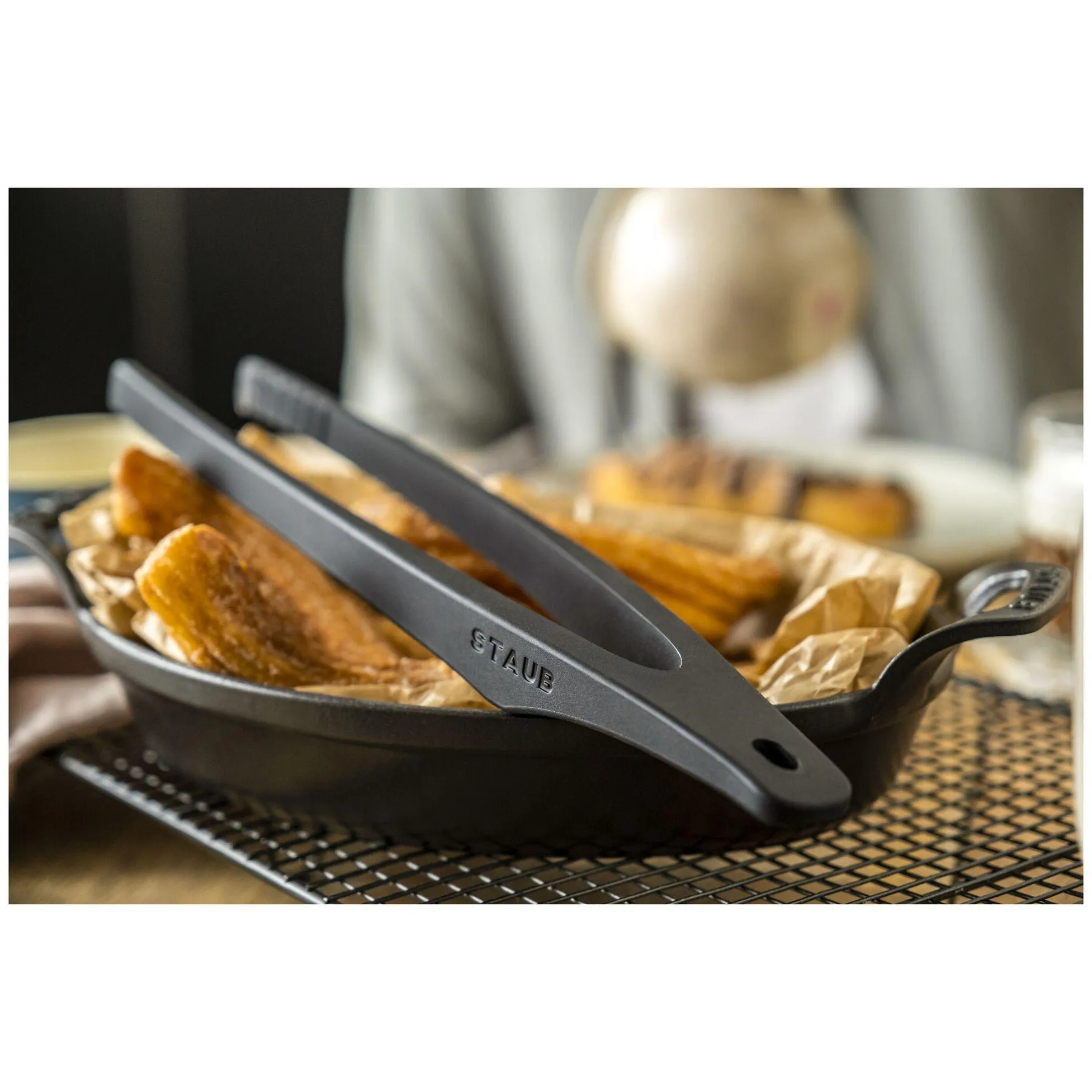 Staub 31 cm Silicone Tongs 1003591