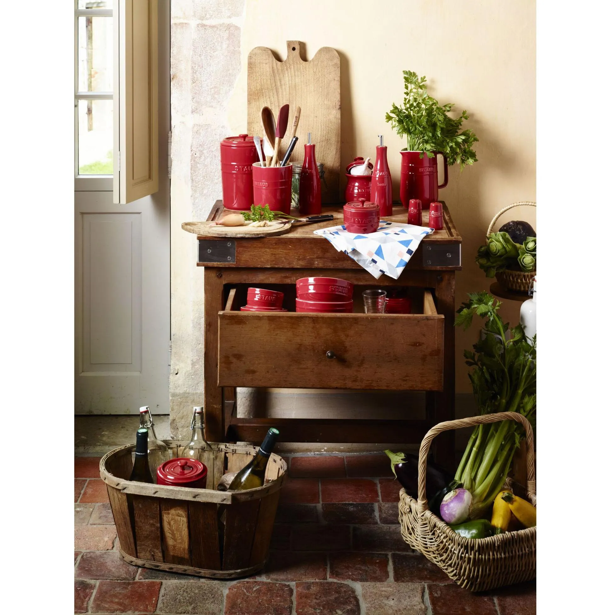 Staub Ceramic Utensil Holder 40511-577