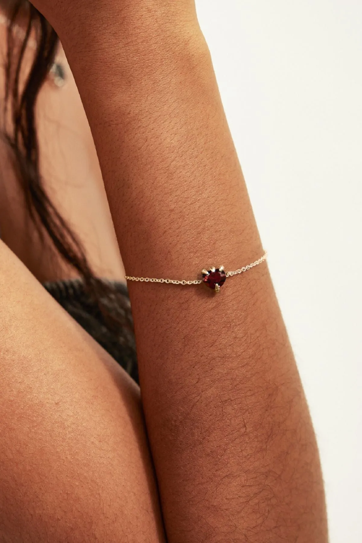 Stolen Girlfriends Club Jewellery Stolen Girlfriends Club - Talon Bracelet Garnet - Gold Plated