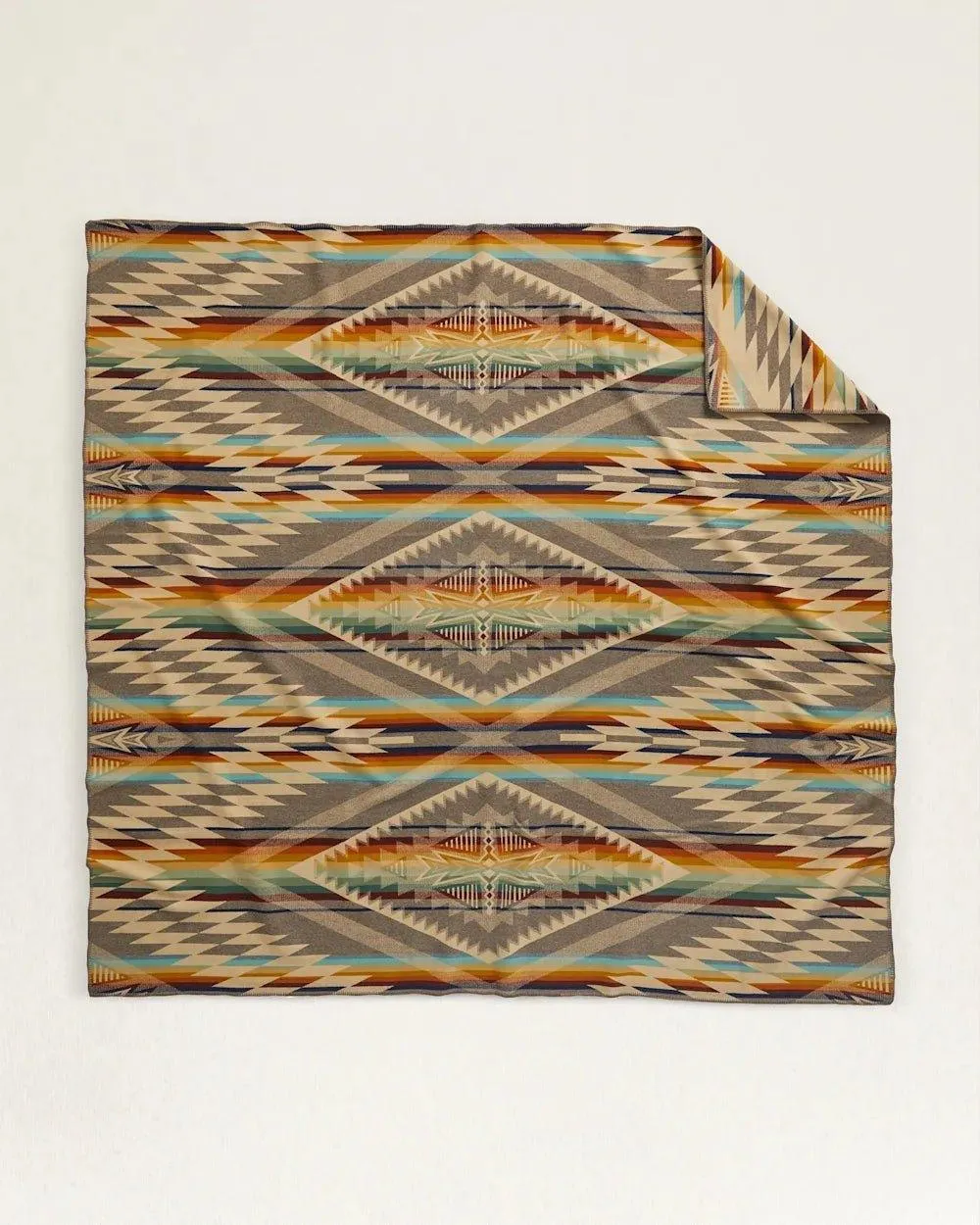 Summerland Blankets luxury bedding, duvet cover