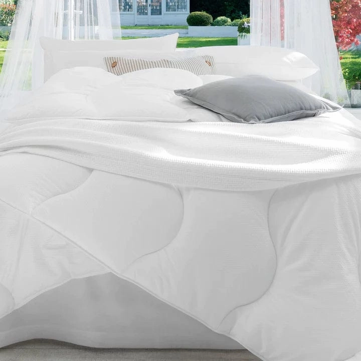 The Fine Bedding Company Breathe 13.5 Tog