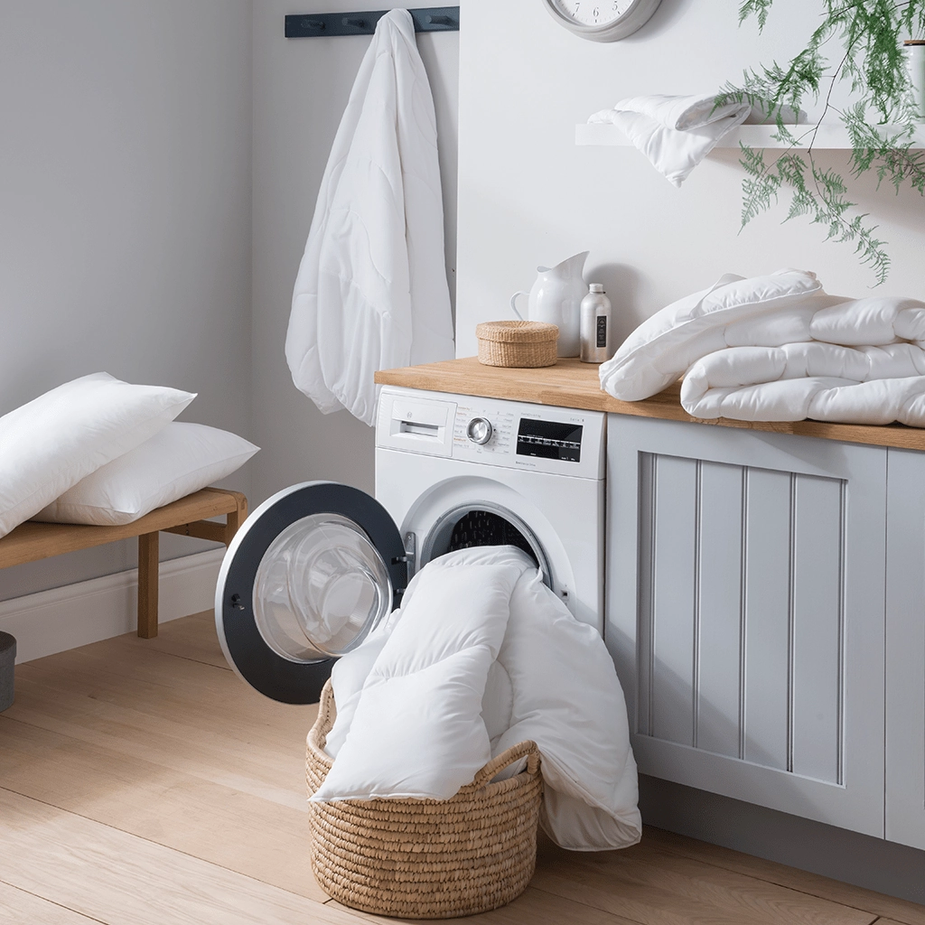 The Fine Bedding Company Spundown Mattress Protector