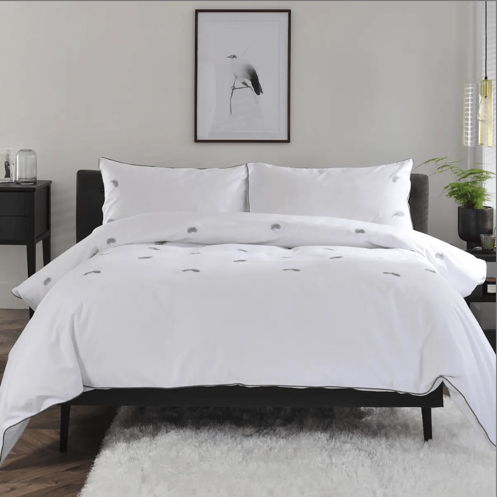 The Lyndon Company Feathers Duvet Set White Bedding,luxury bedding sets