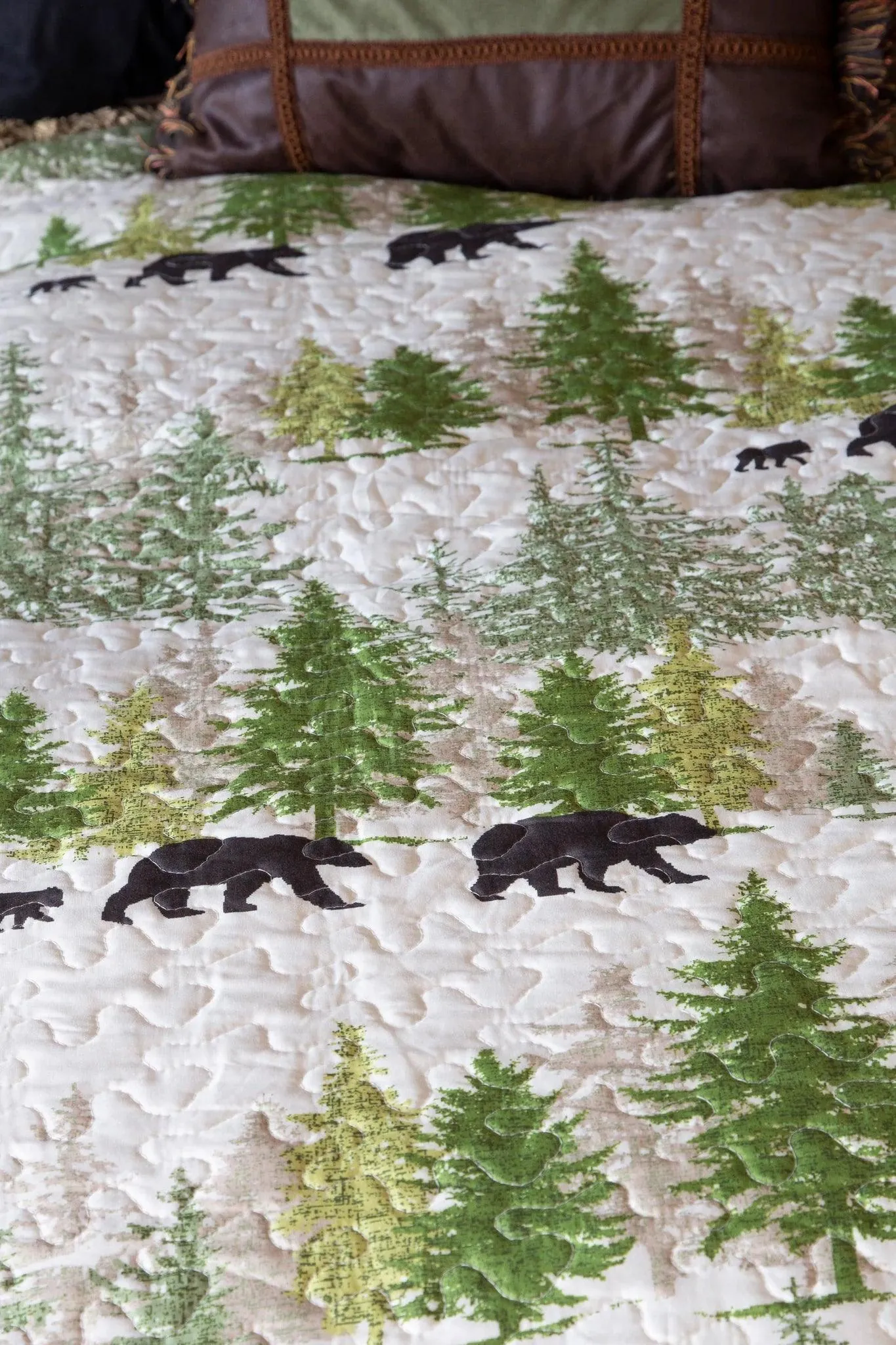 Timberline Quilt Set