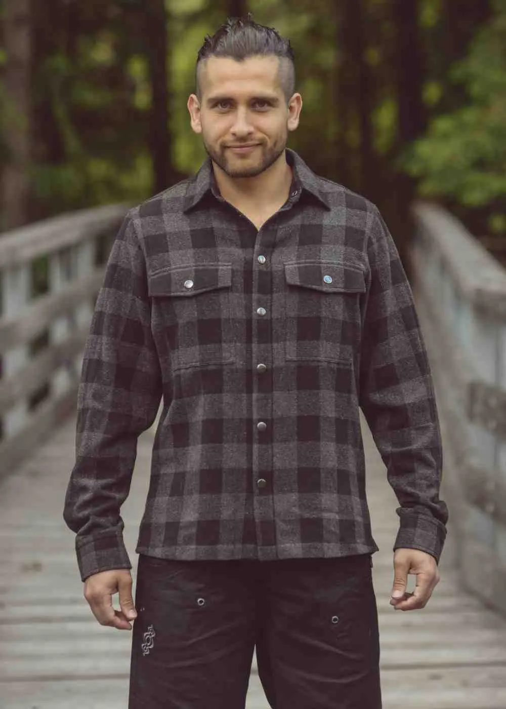 TUNDRA Jacket in Wolf Plaid UNISEX