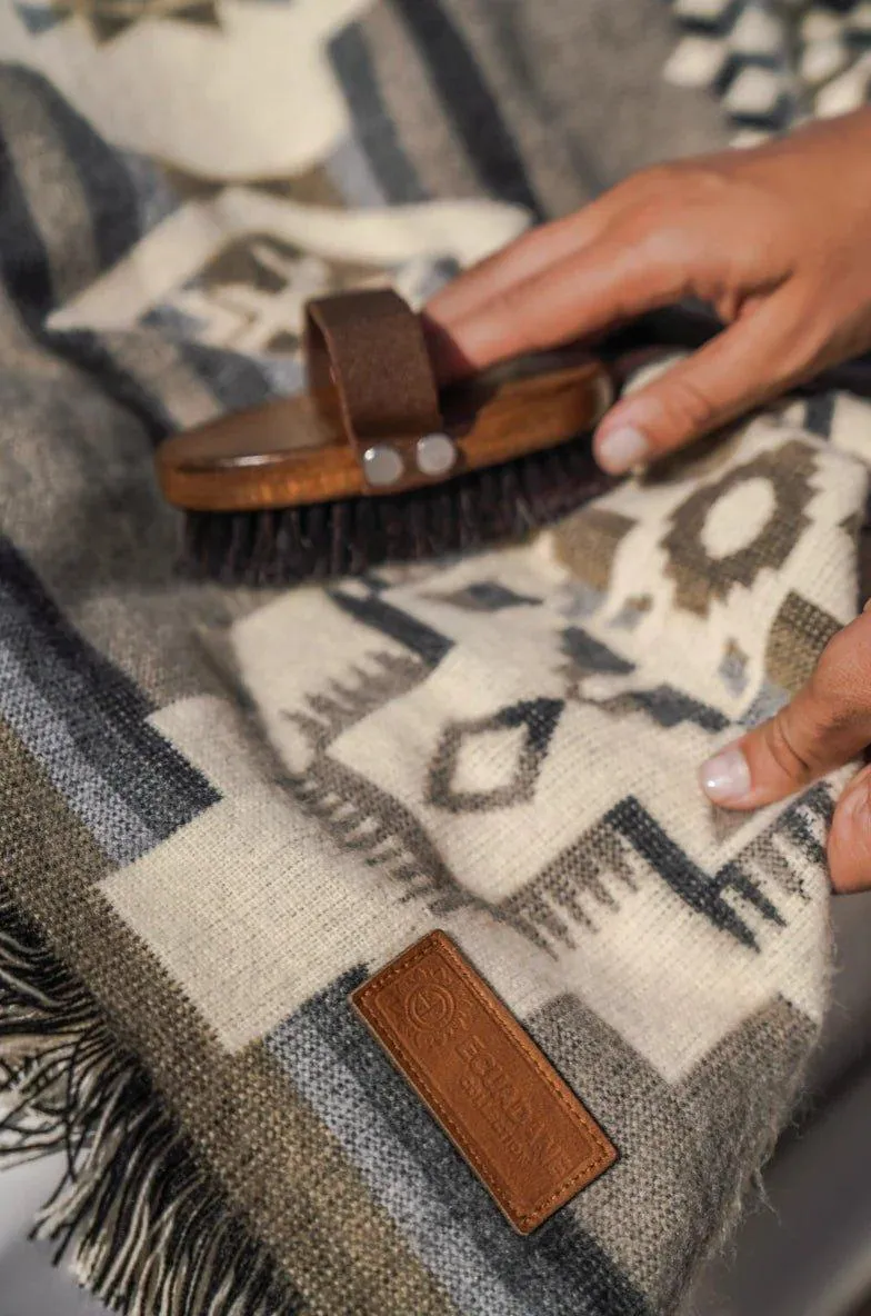 Ultimate Blanket Brush