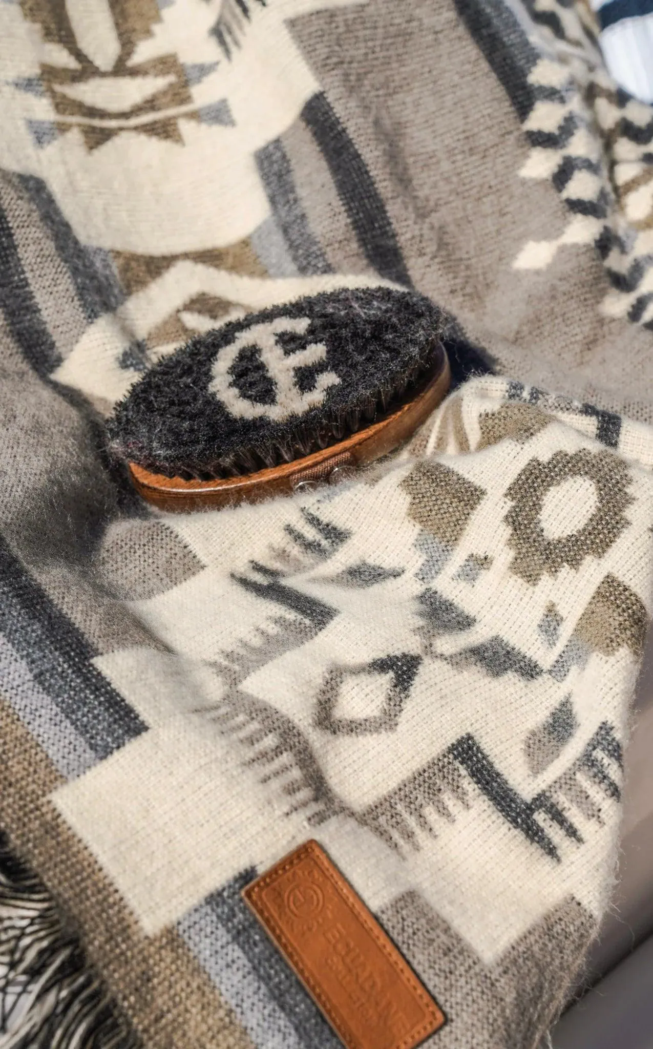 Ultimate Blanket Brush