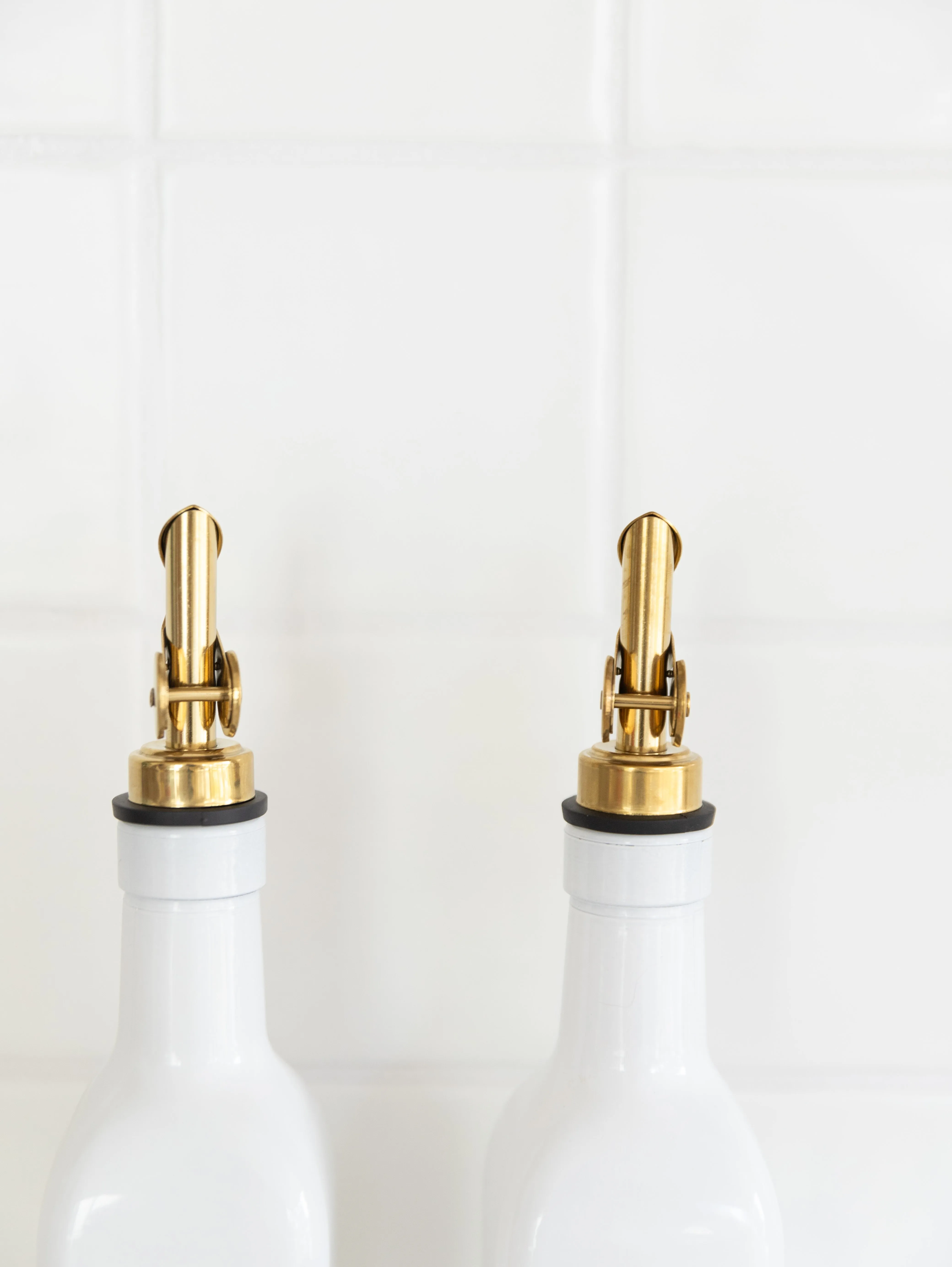 White Oil & Vinegar Bottle with Gold Pourer - 500ml
