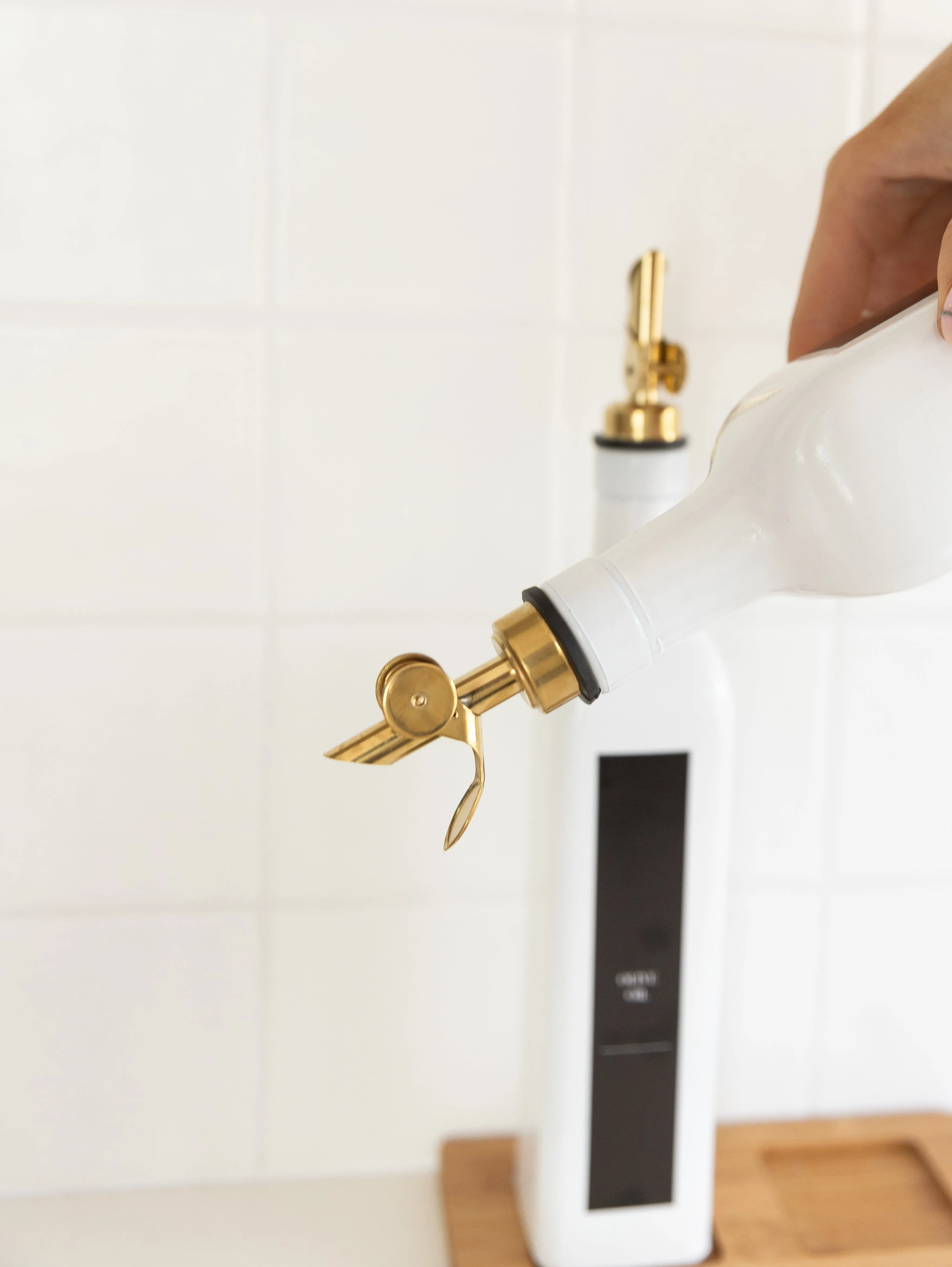 White Oil & Vinegar Bottle with Gold Pourer - 500ml