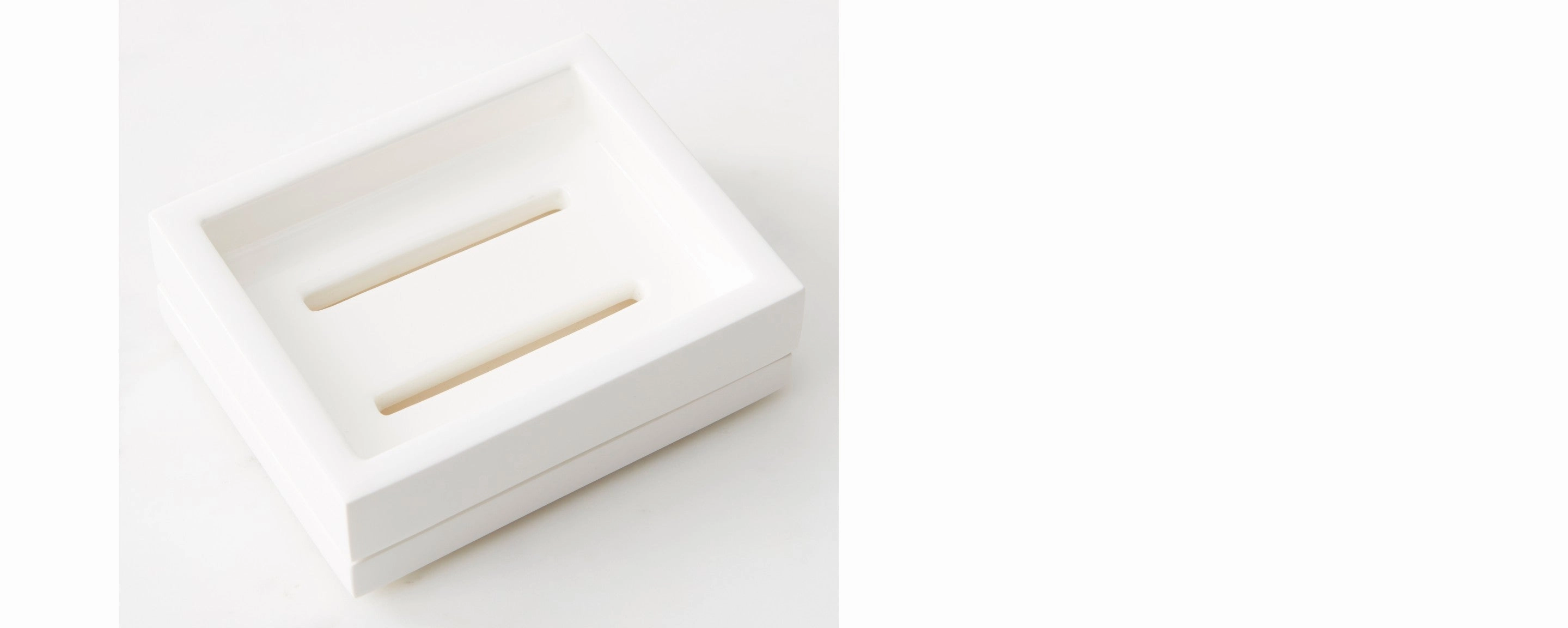 white lacquer soap dish