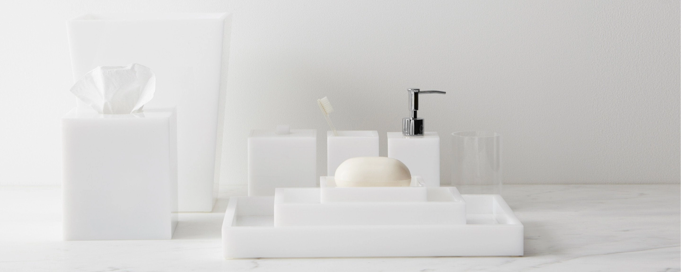 white lucite towel tray Soap Dispenser,Liquid Soap Dispenser